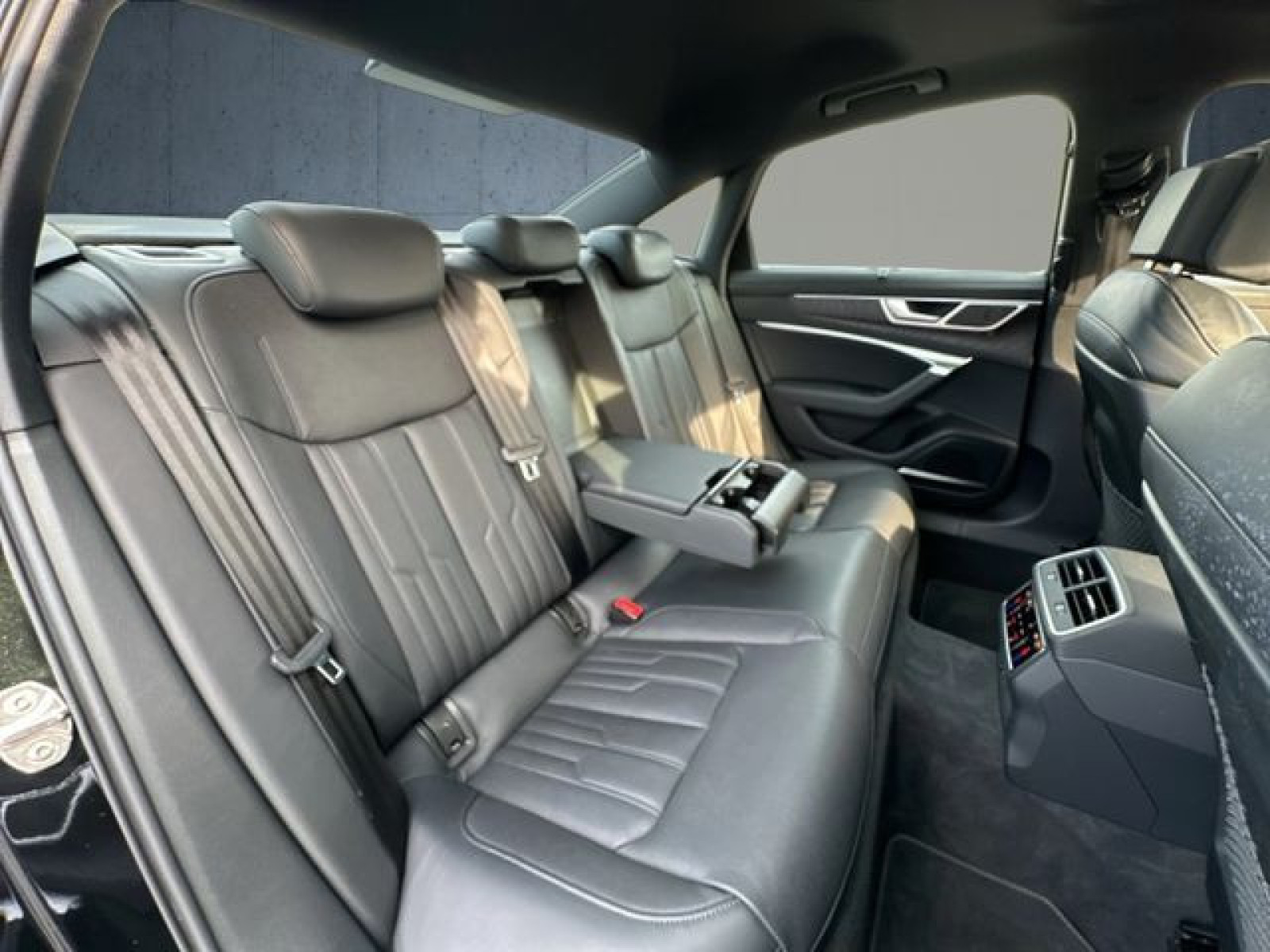 Audi - A6 Limousine_21