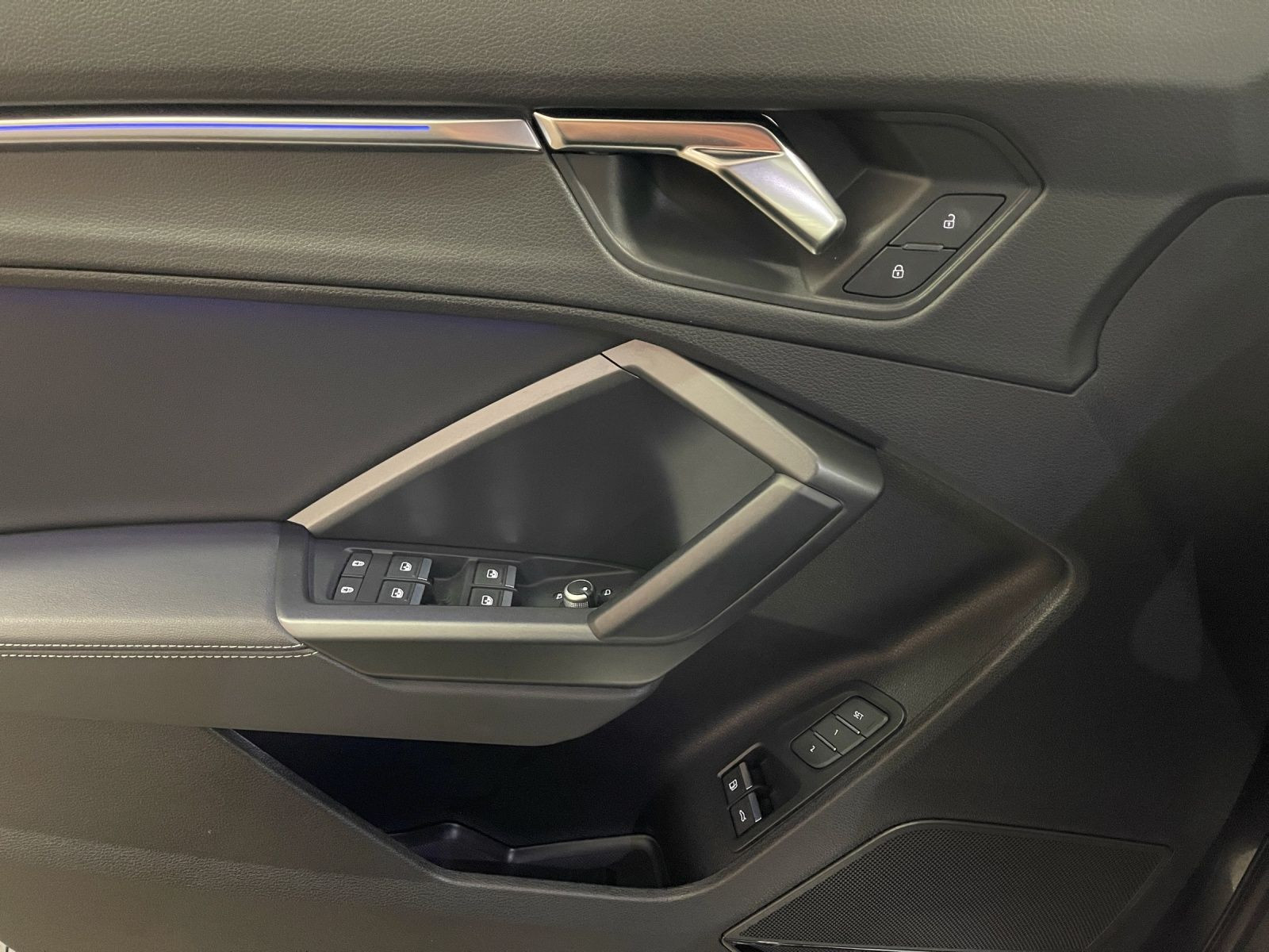 Audi - Q3 Sportback_12