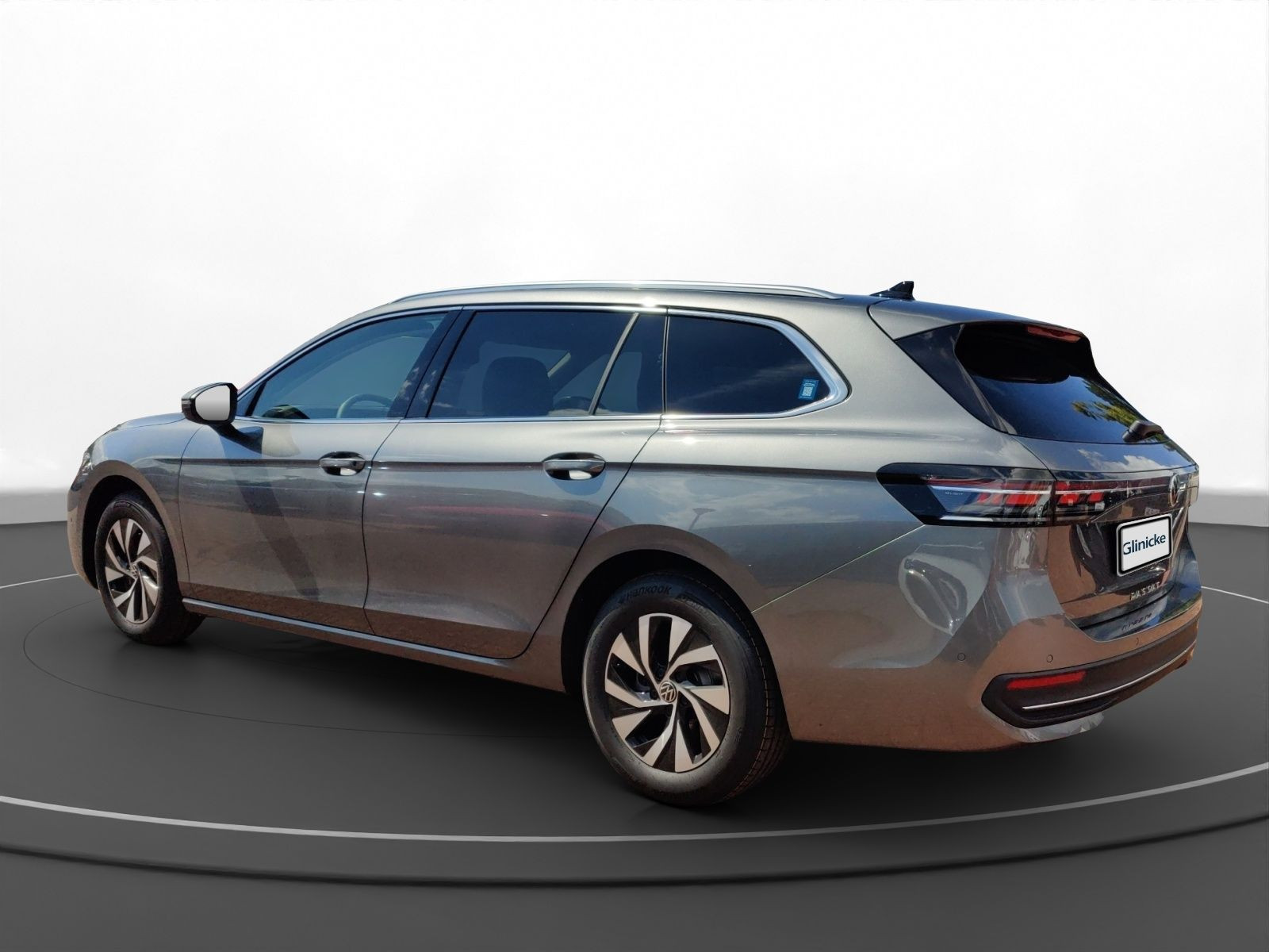 Volkswagen - Passat_10