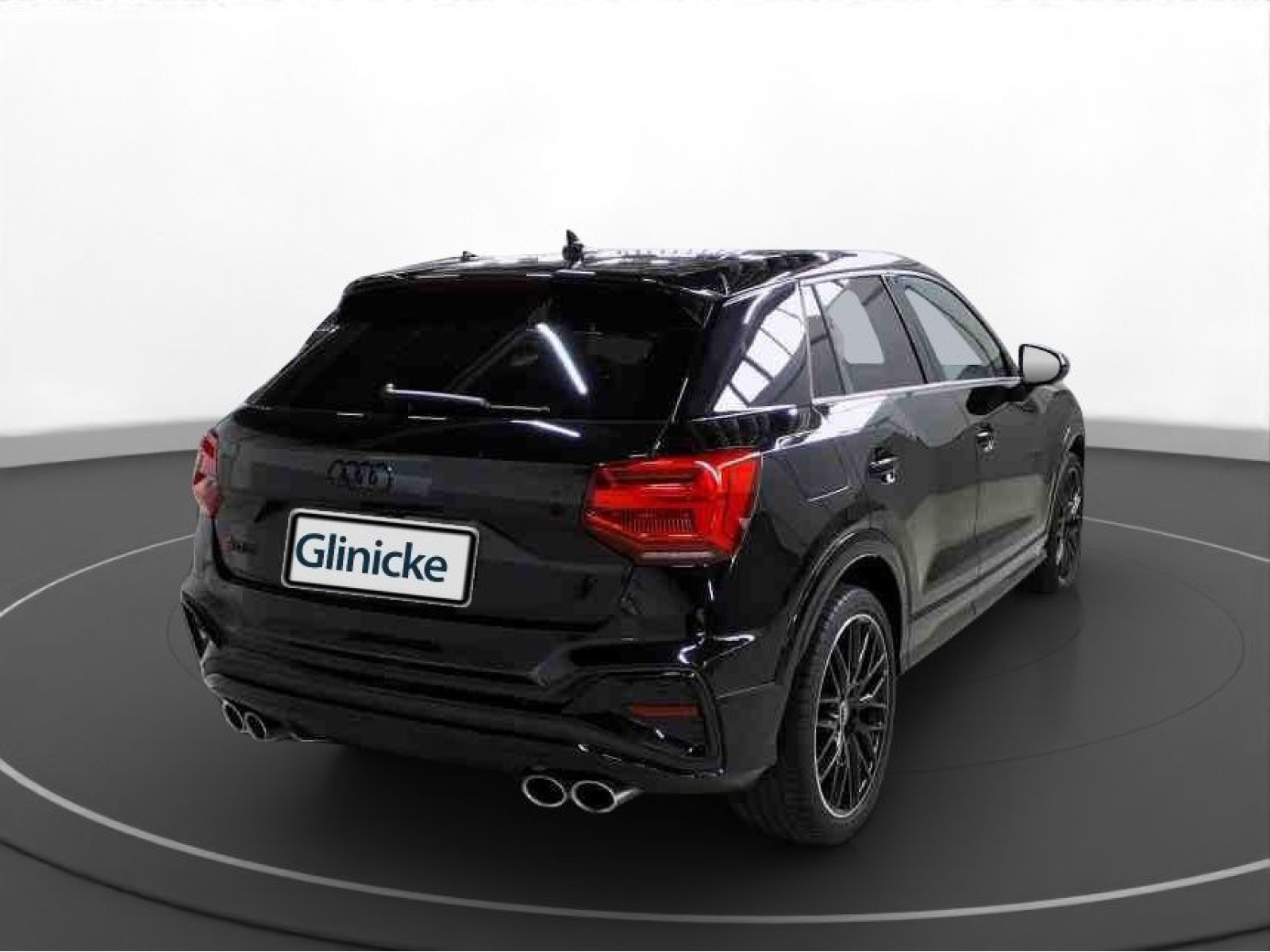 Audi - SQ2_4