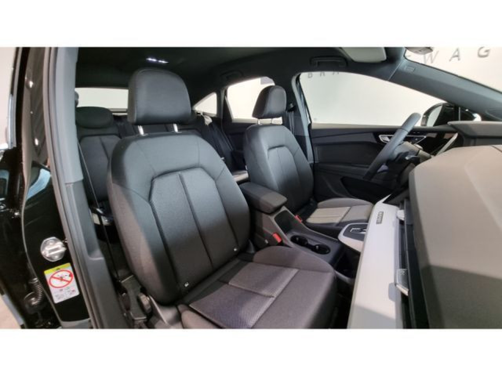 Audi - Q4 Sportback e-tron_9 Audi - Q4 Sportback e-tron_9