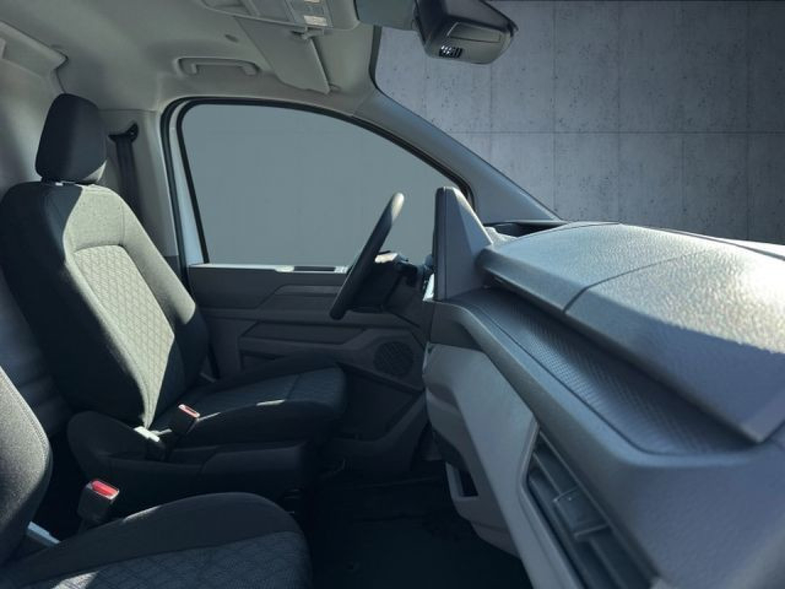 Volkswagen - T7 Transporter_17