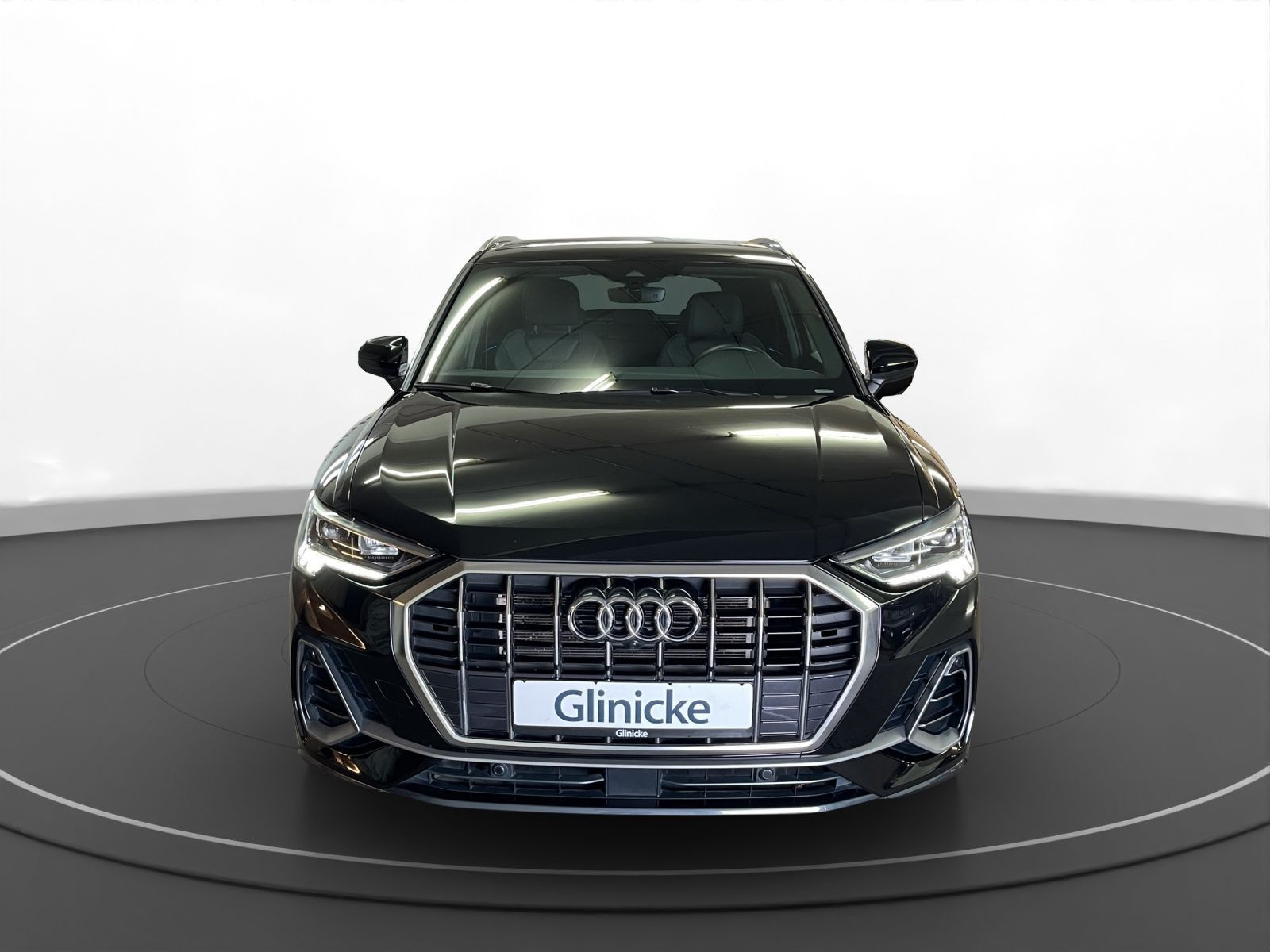 Audi - Q3_4 Audi - Q3_4