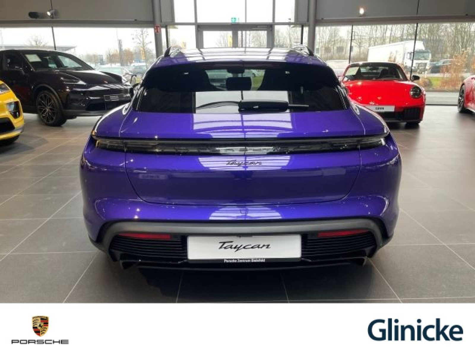 Porsche - Taycan_7