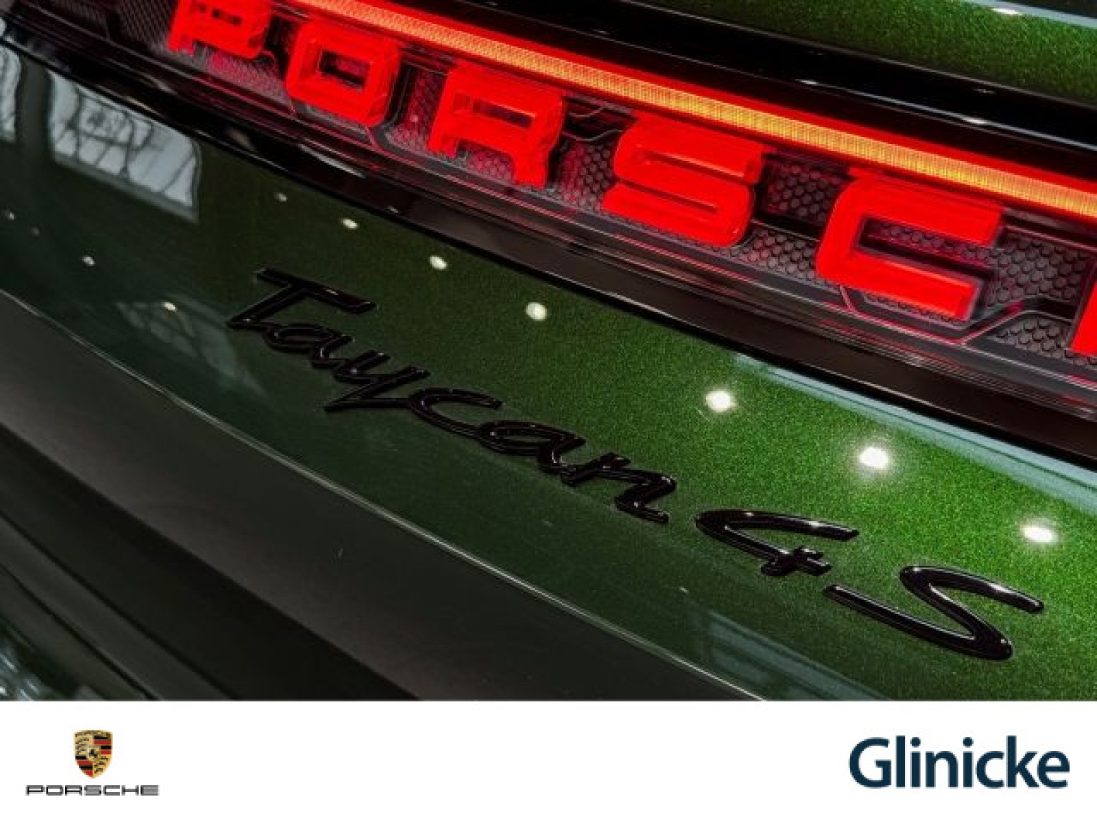 Porsche - Taycan_43