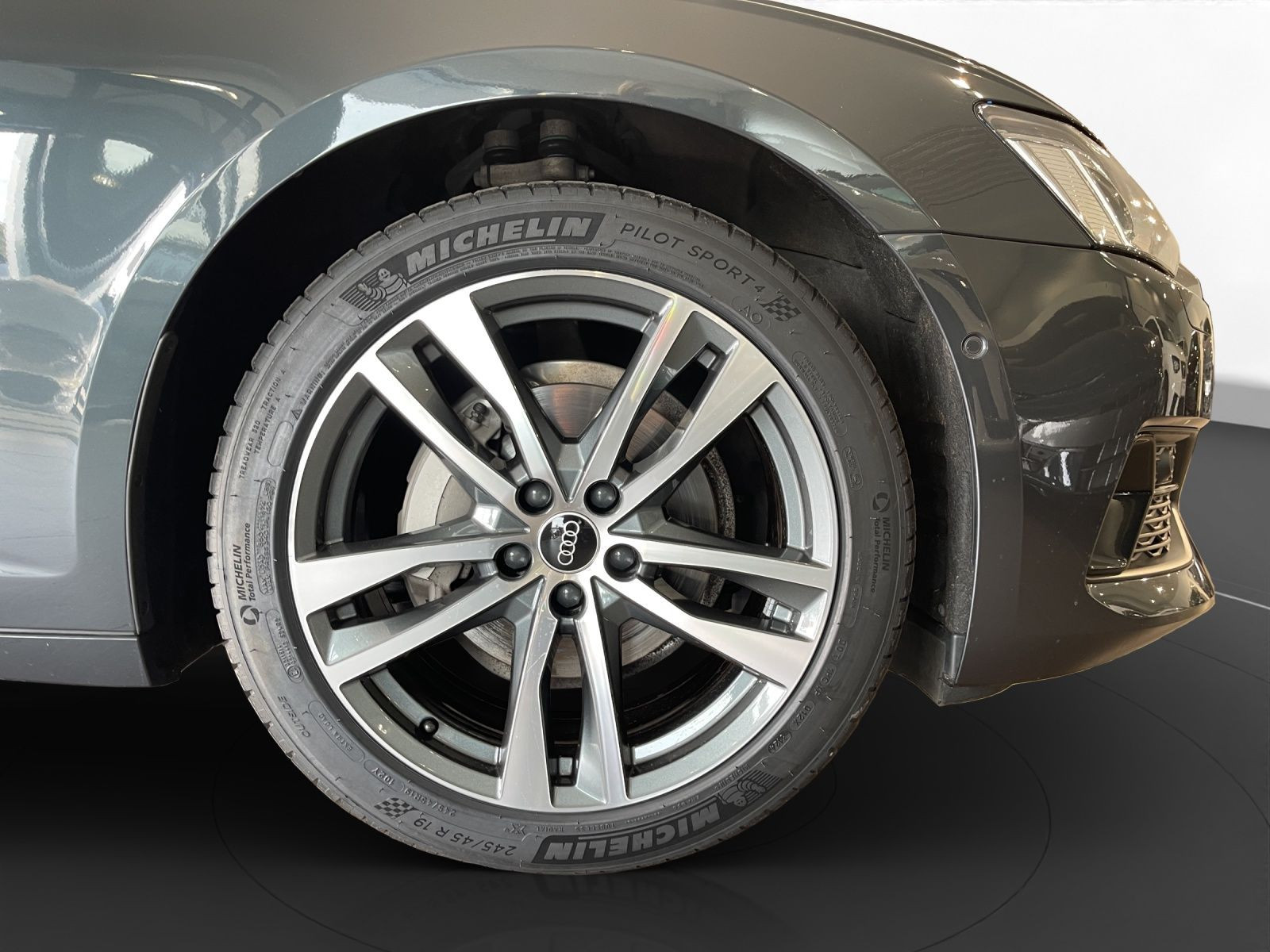 Audi - A6 Avant_15