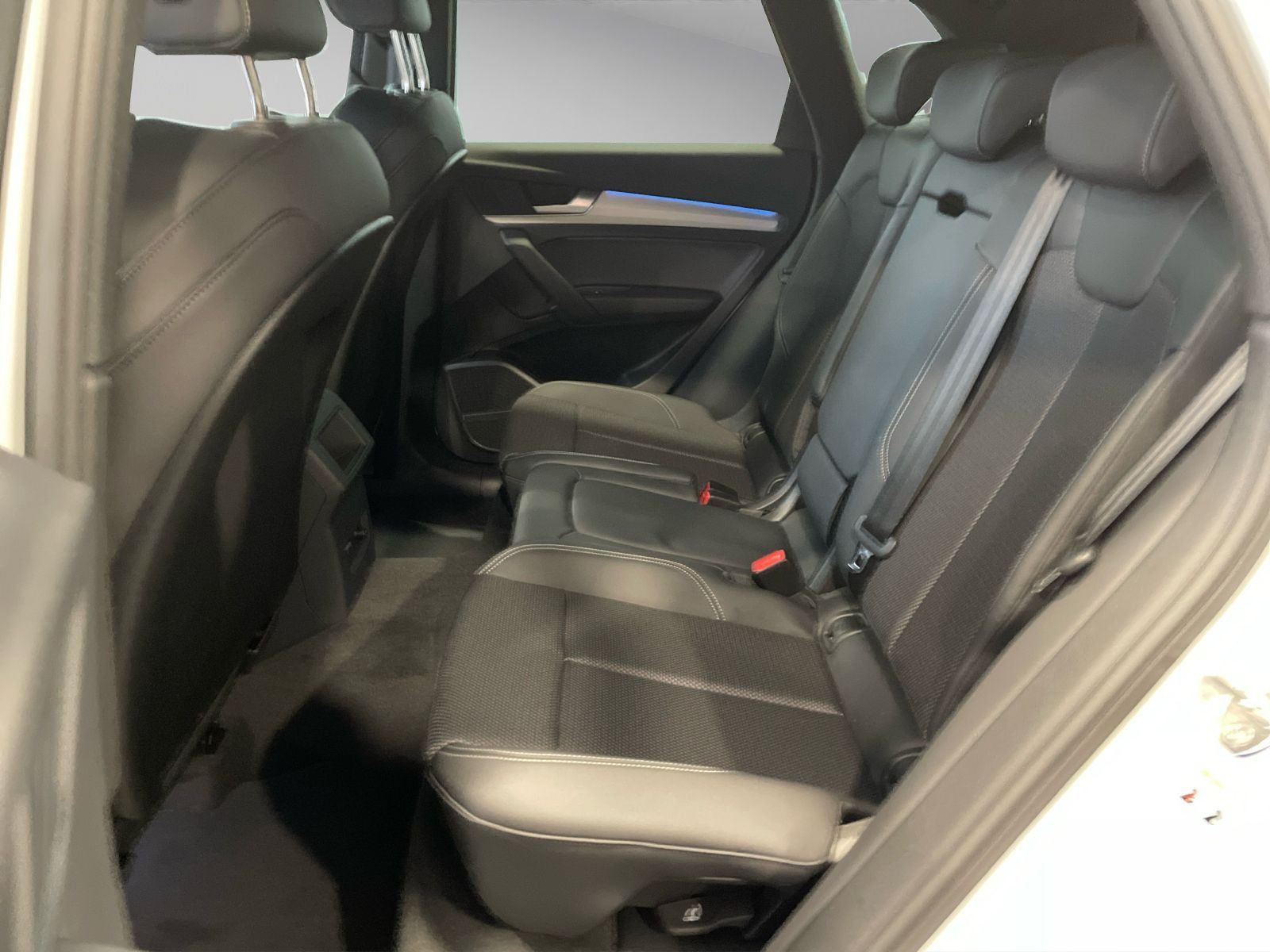 Audi - Q5_6