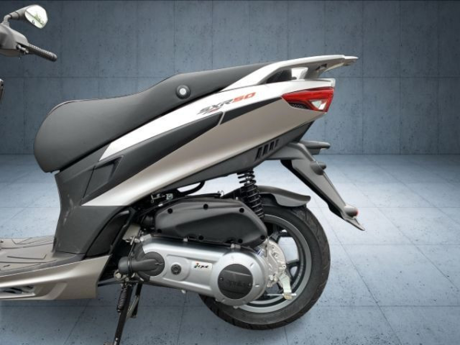 Piaggio - _16