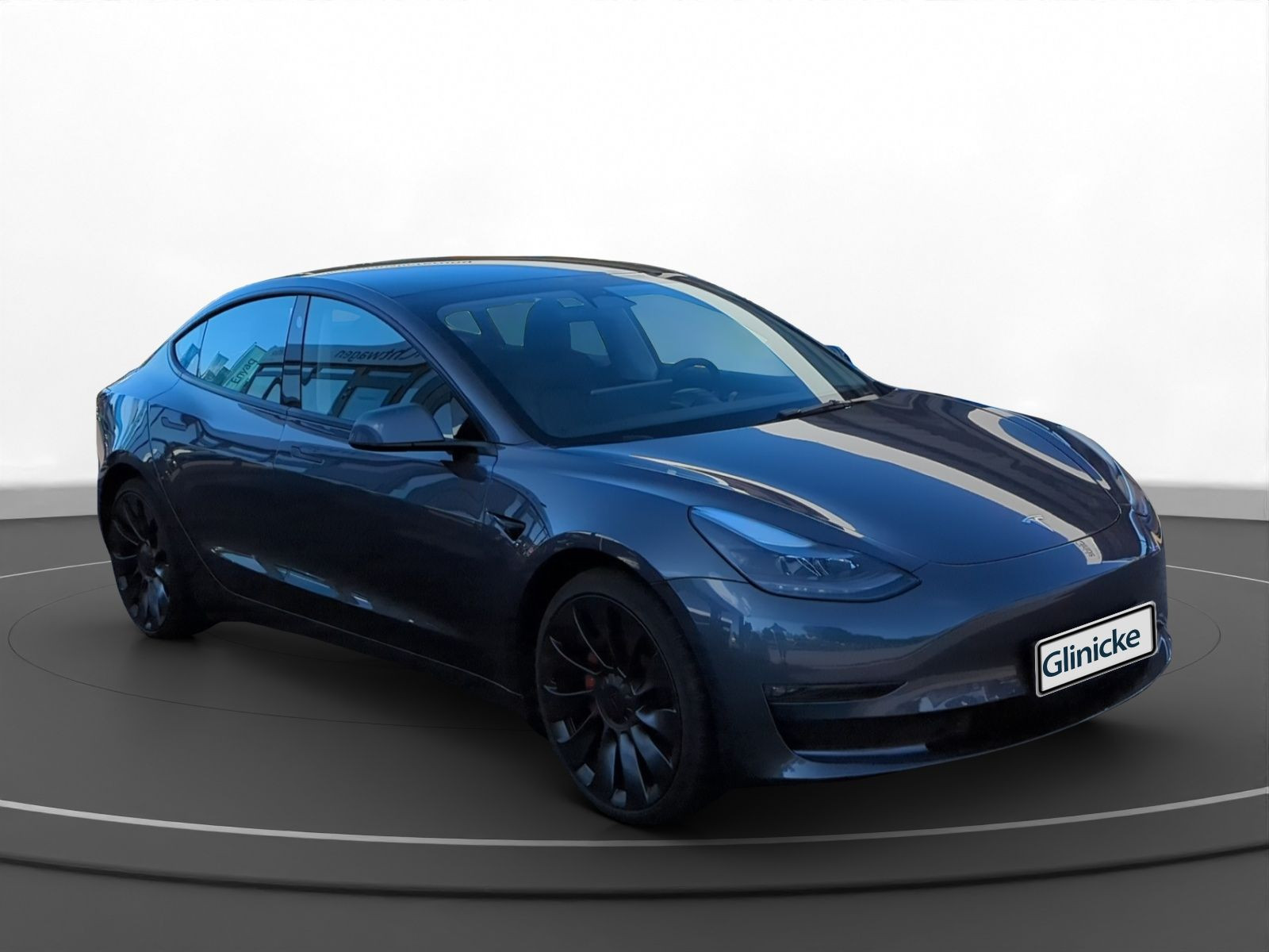 Tesla - Model 3_13