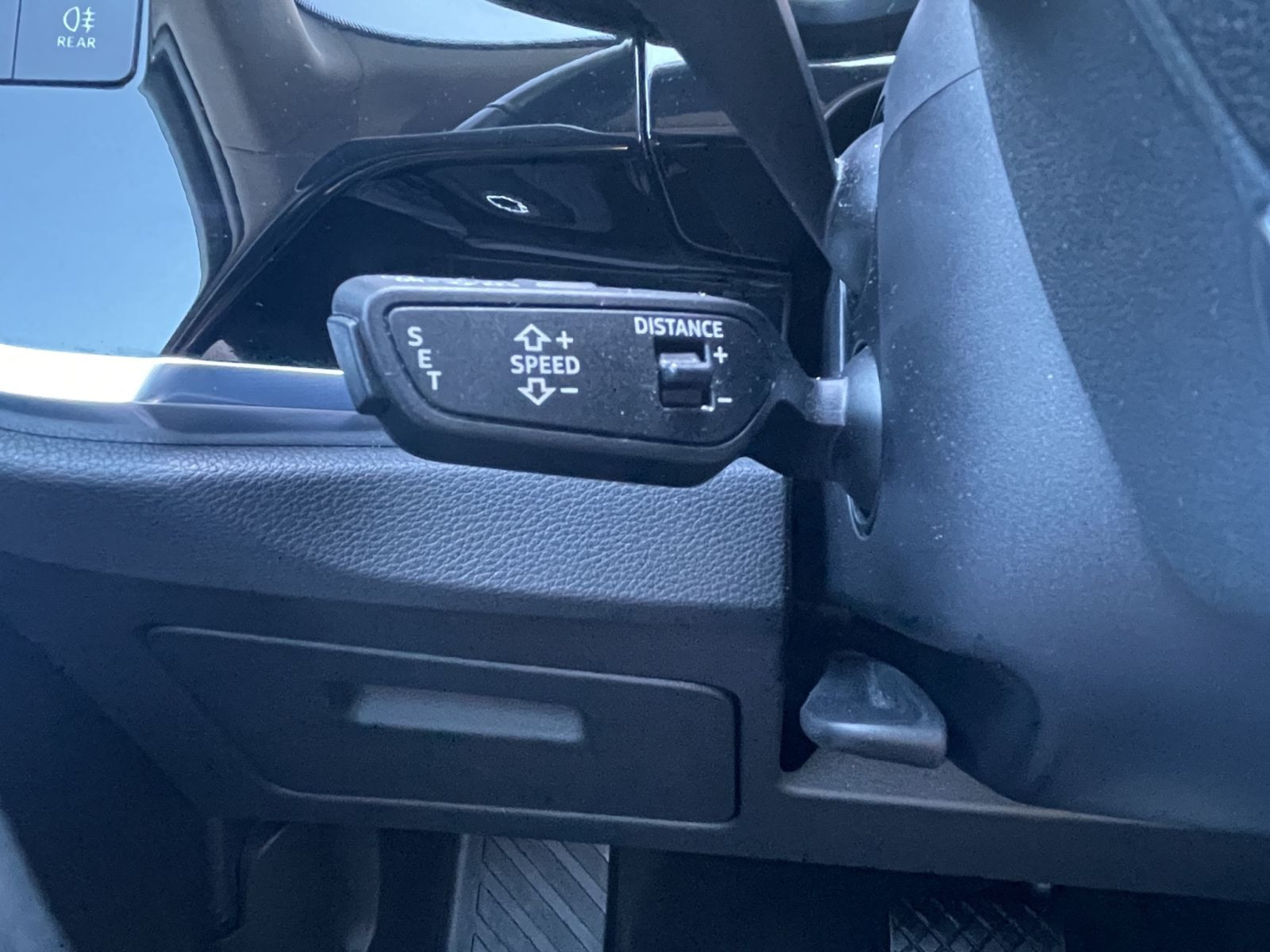 Audi - Q3_22