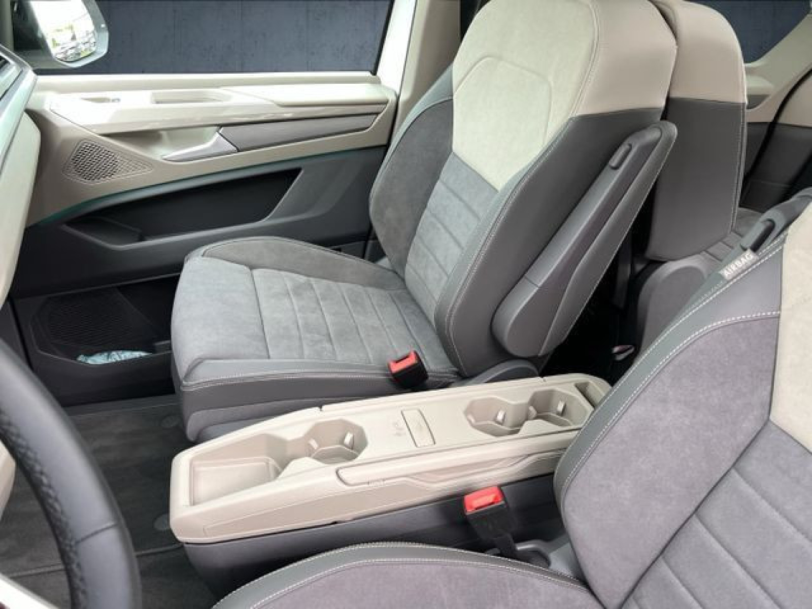 Volkswagen - Multivan_14