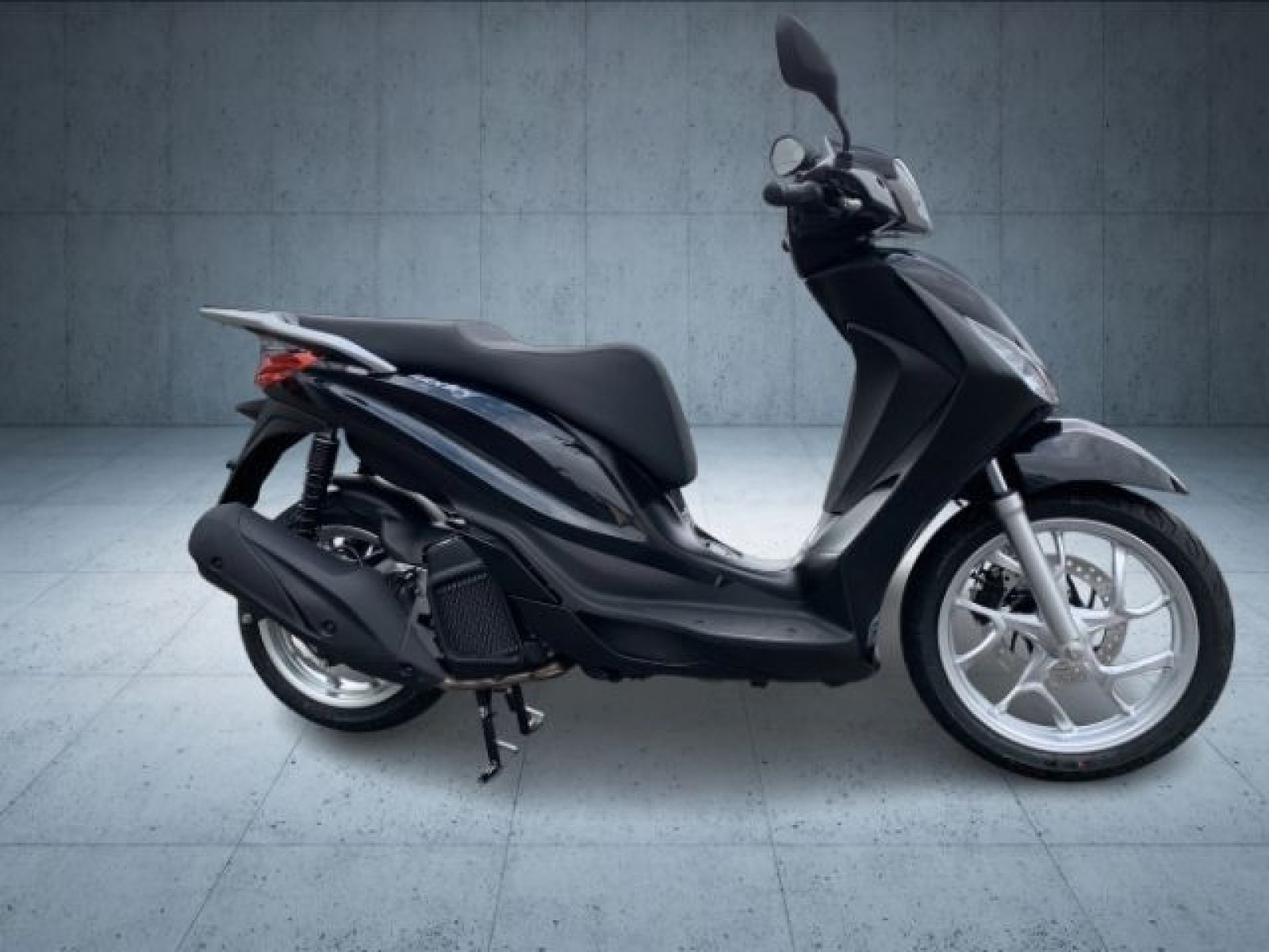 Piaggio - _6