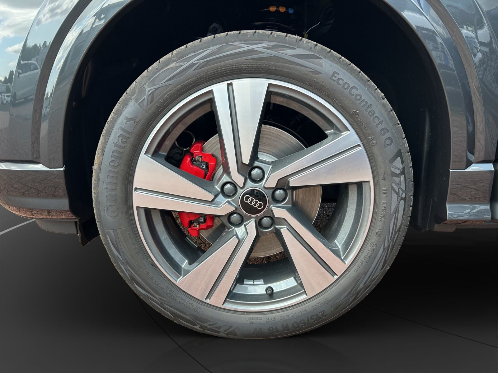 Audi - Q2_16