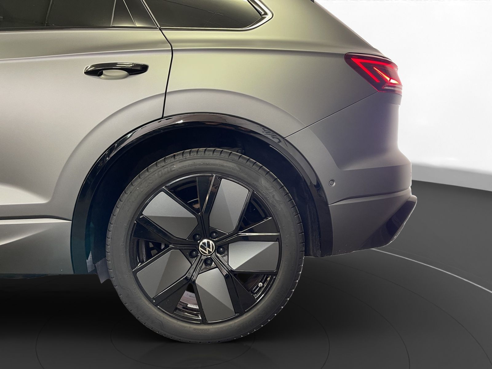 Volkswagen - Touareg_14