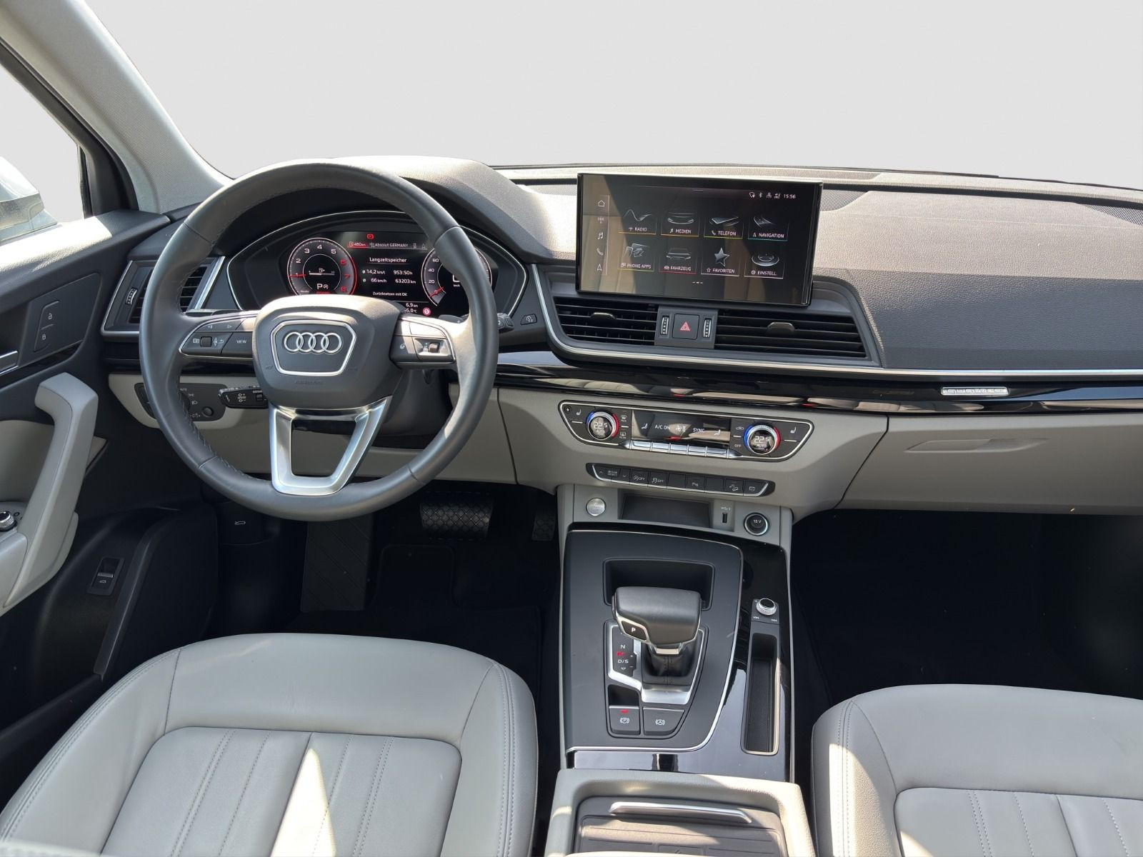 Audi - Q5_13