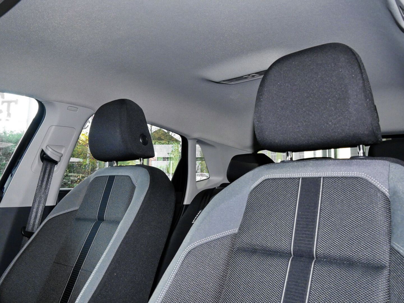 Volkswagen - Polo_13