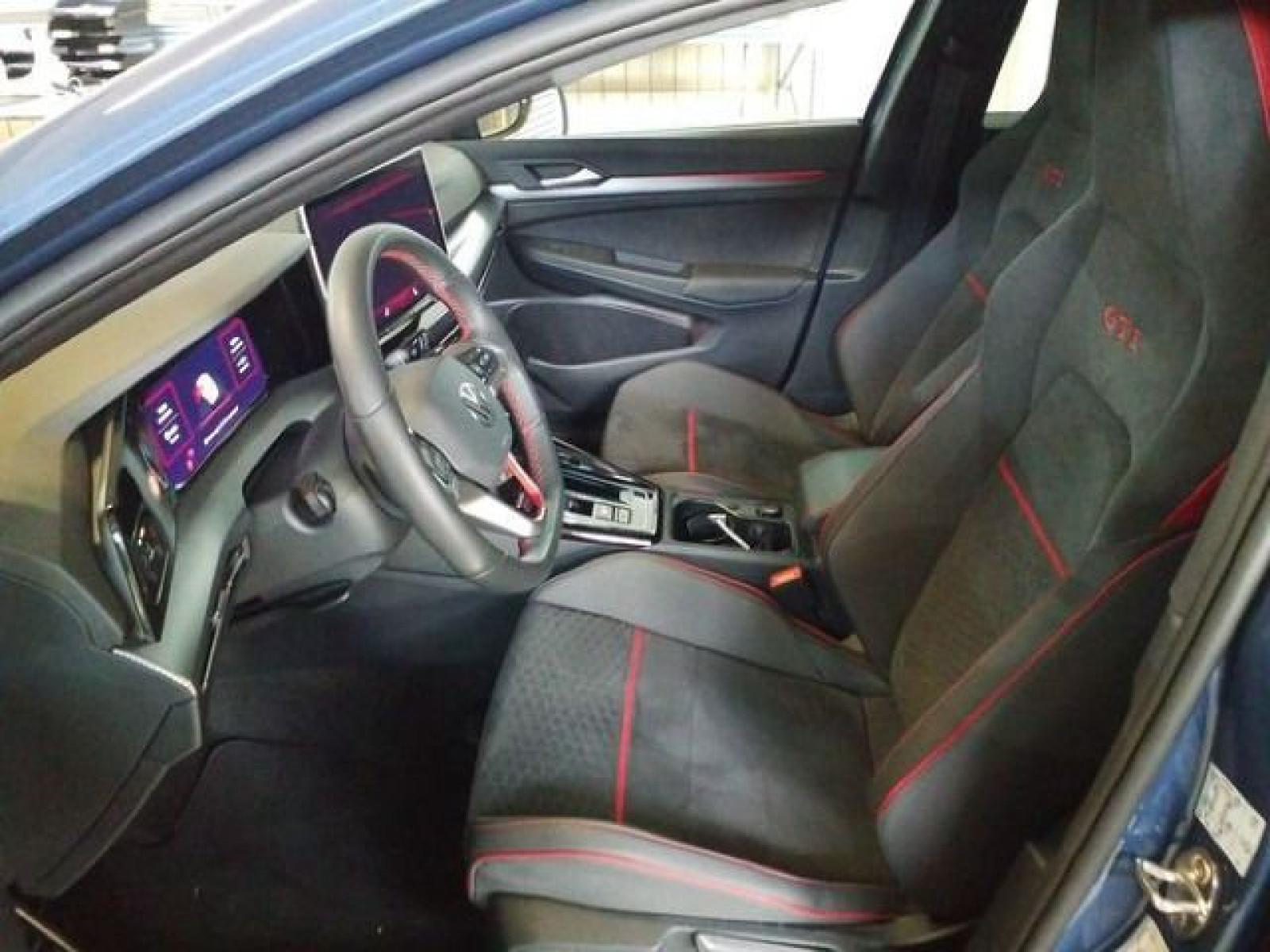 Volkswagen - Golf GTI_5