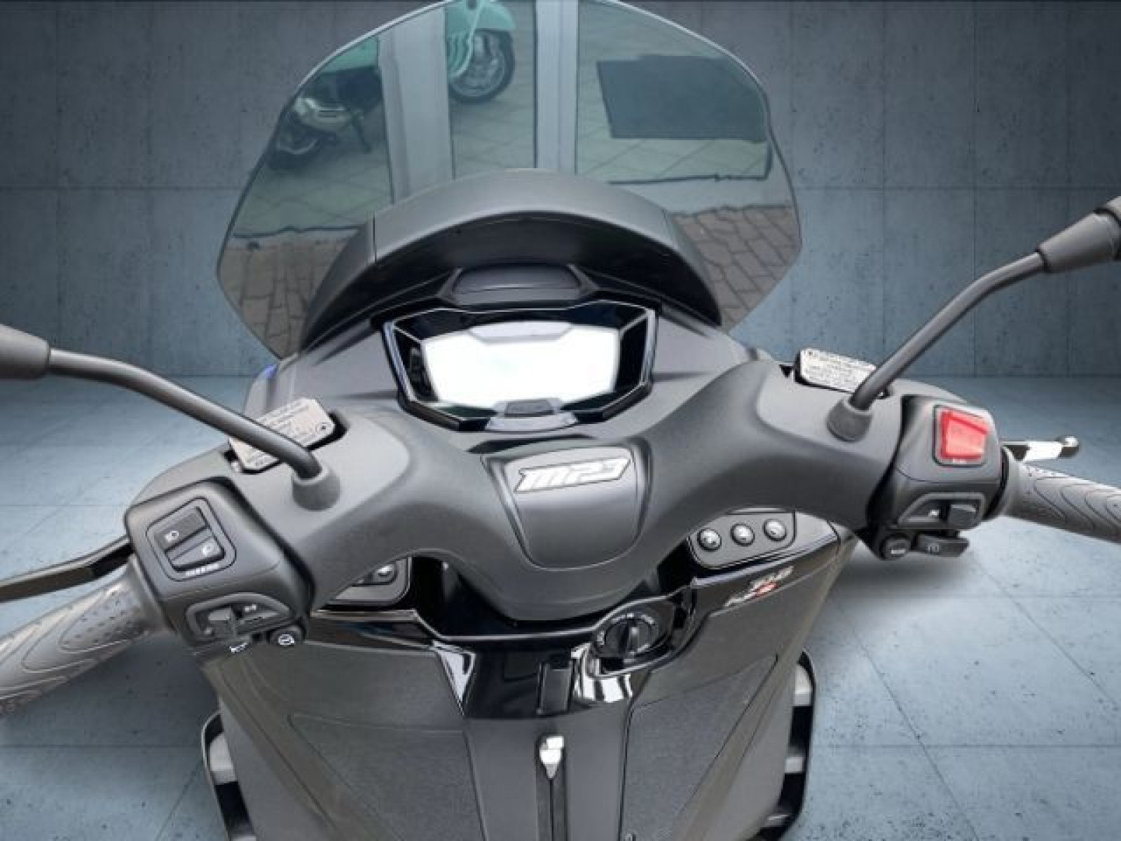 Piaggio - MP3_12
