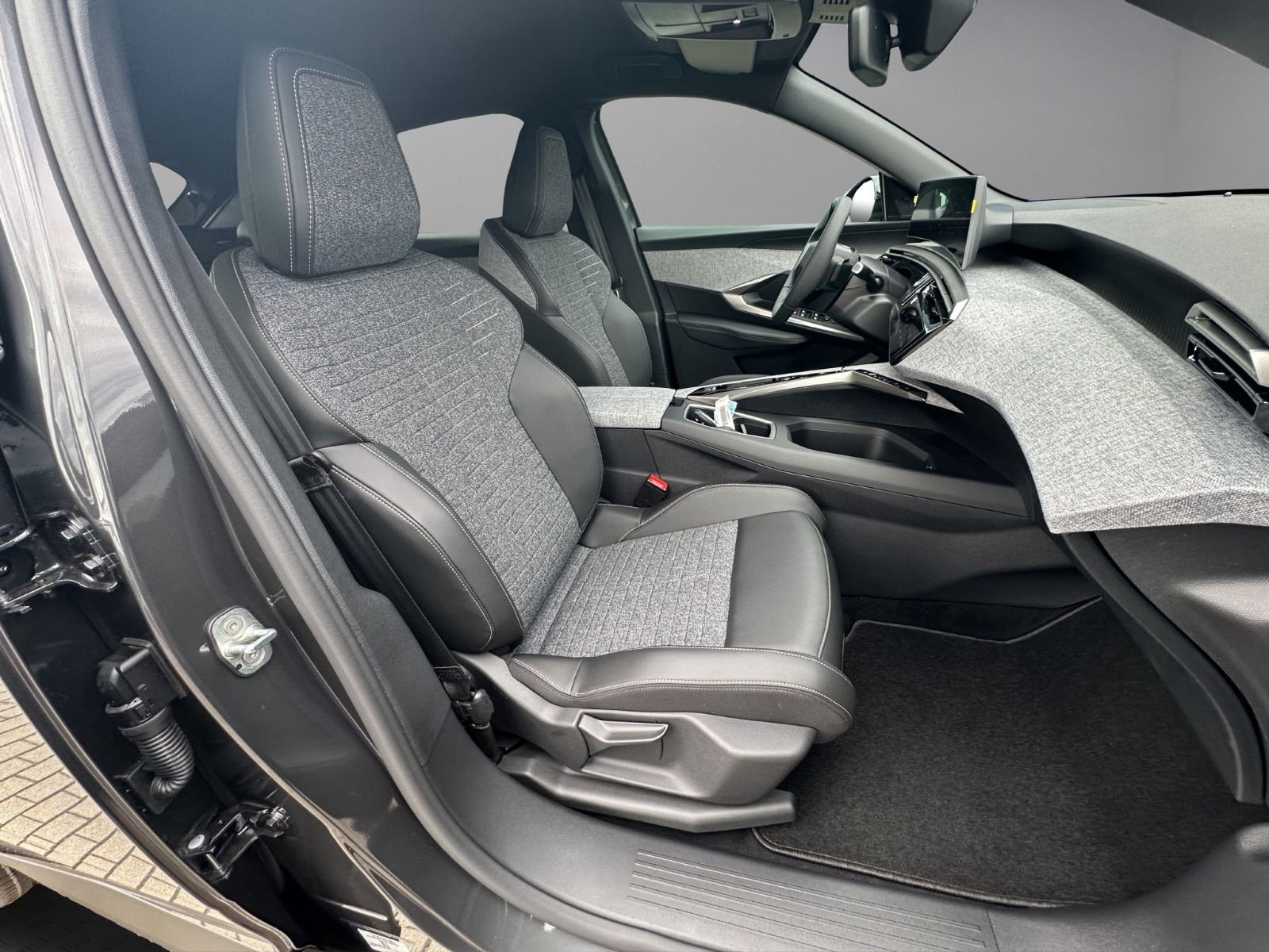 Peugeot - 3008_16