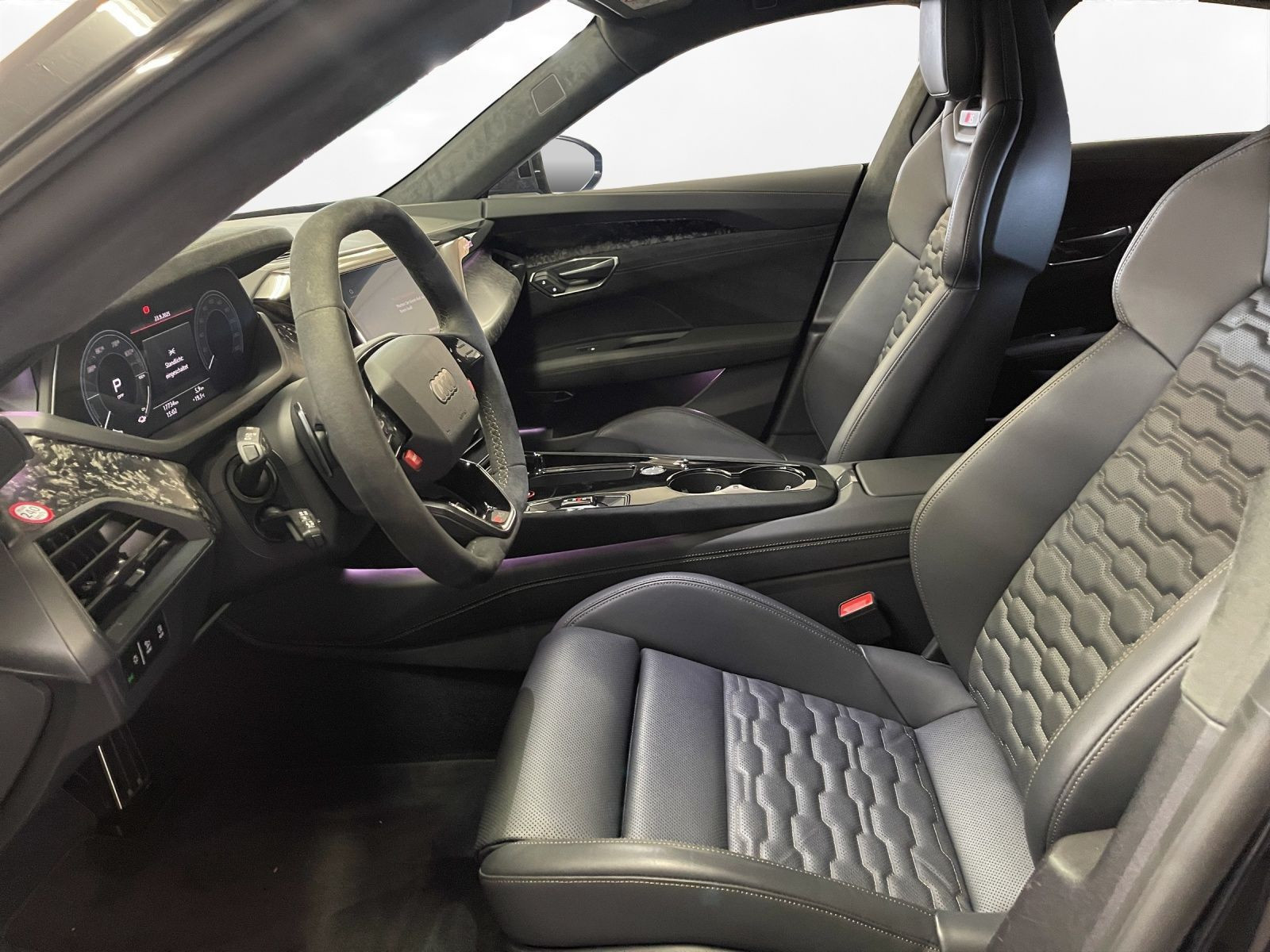 Audi - RS e-tron GT_17