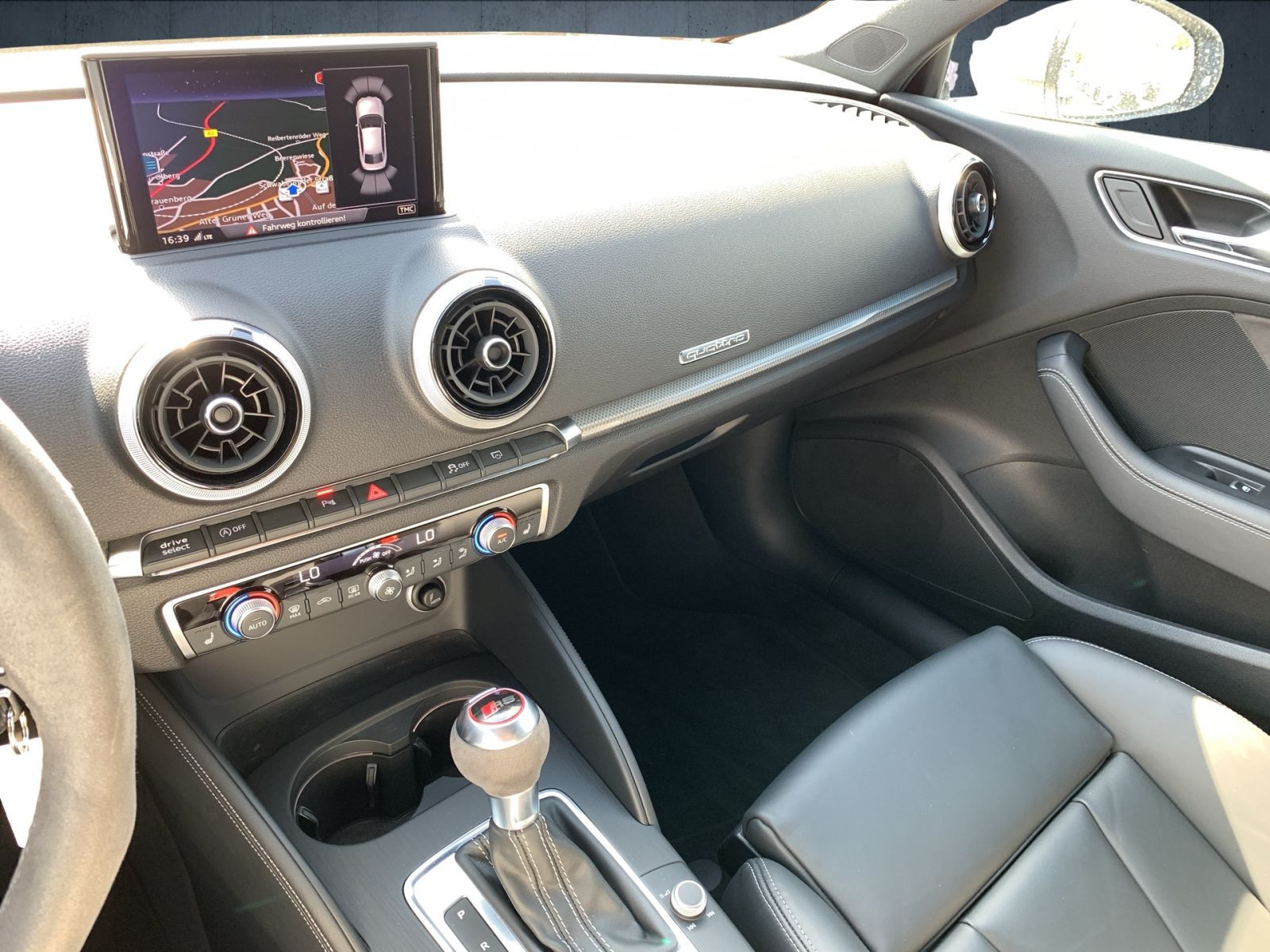 Audi - RS 3 Limousine_25 Audi - RS 3 Limousine_25