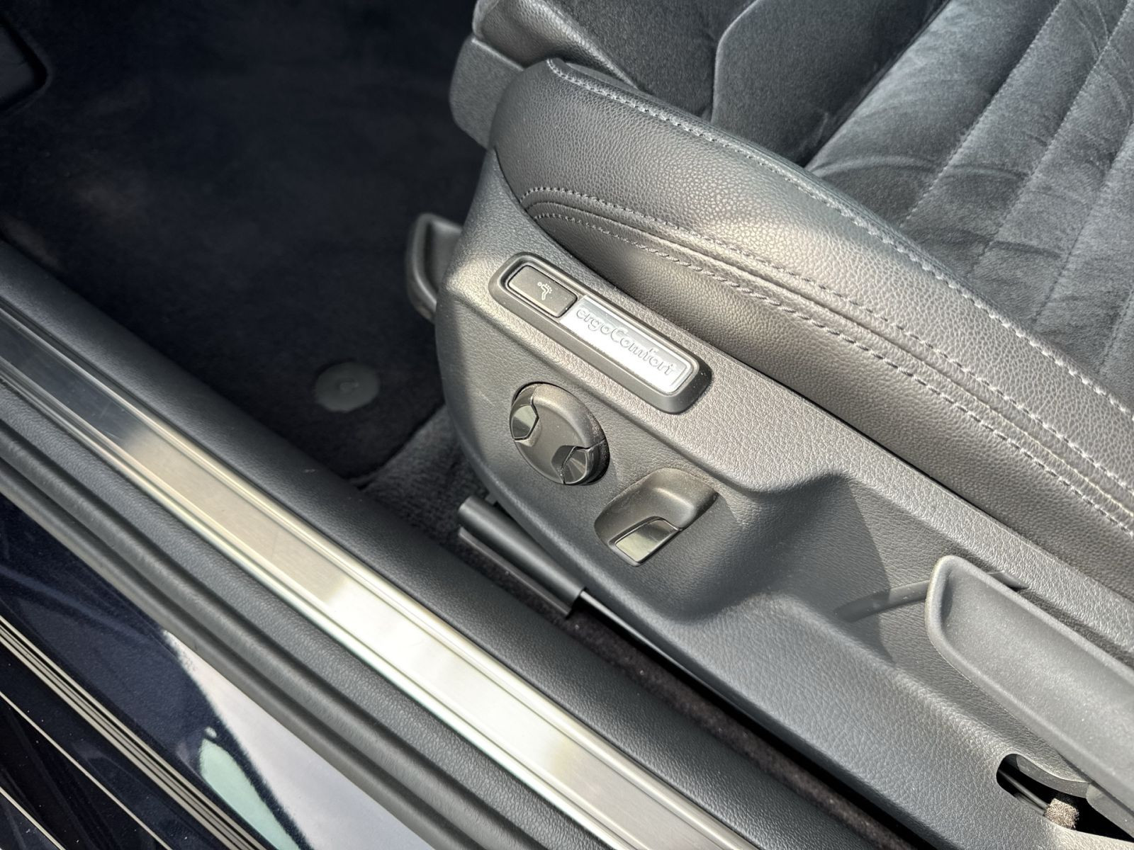 Volkswagen - Passat Variant_26