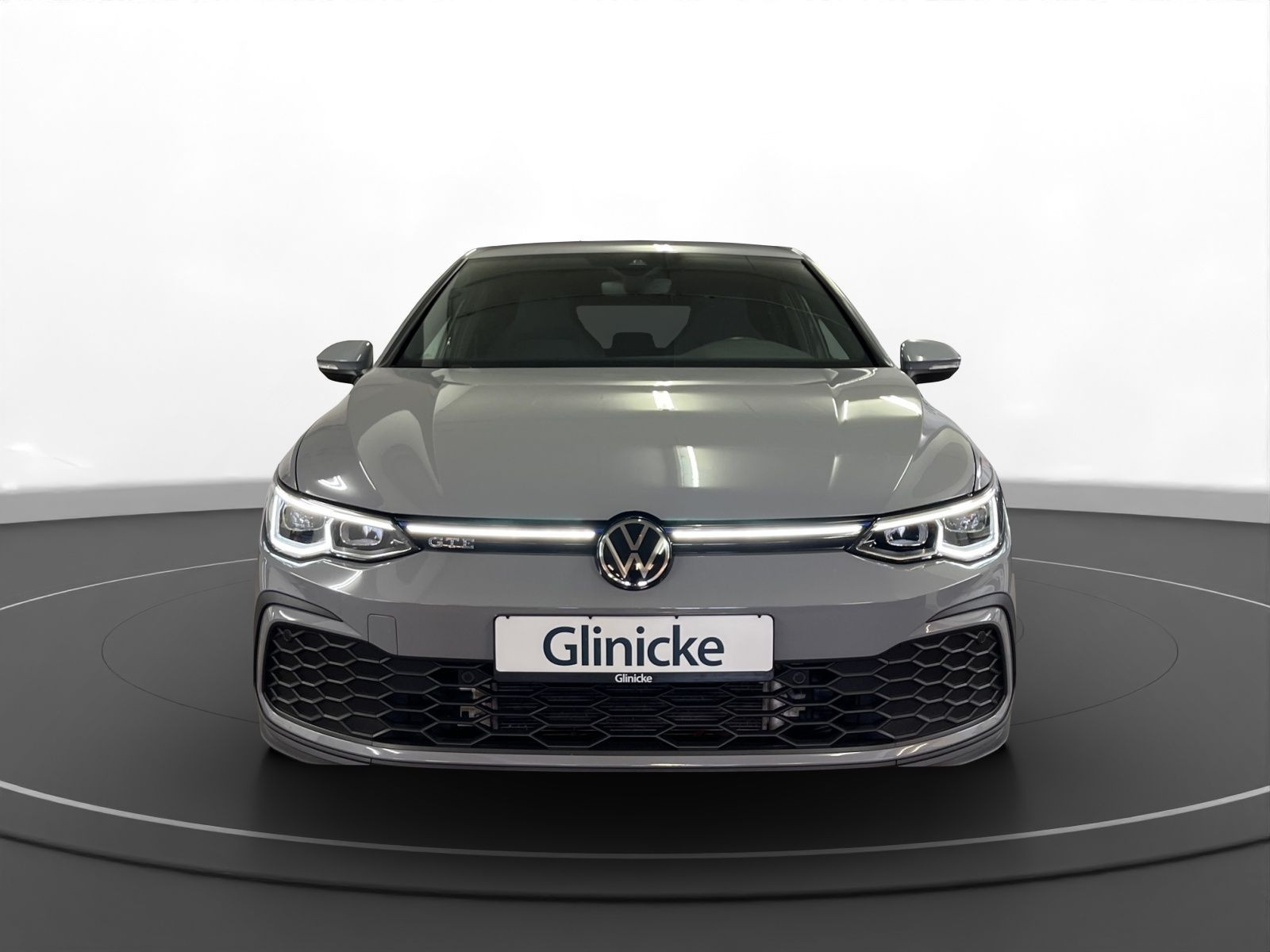 Volkswagen - Golf_4