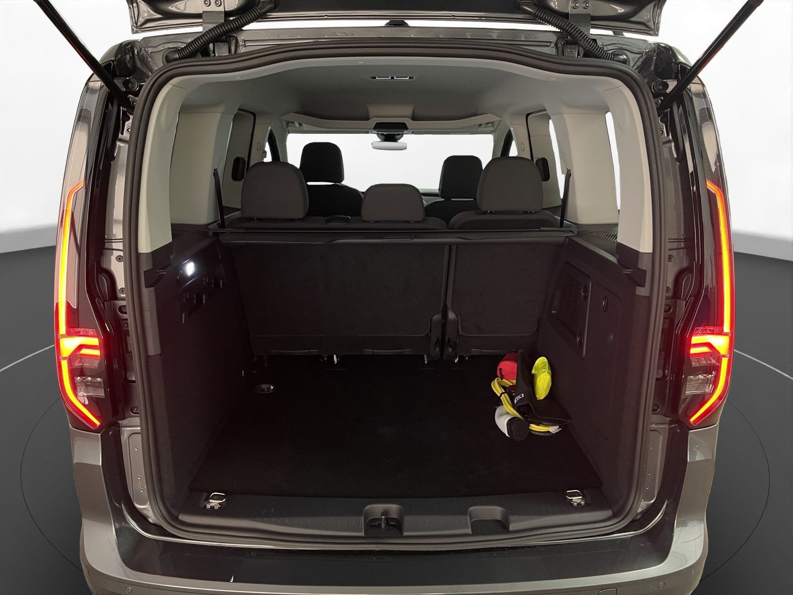 Volkswagen - Caddy_18