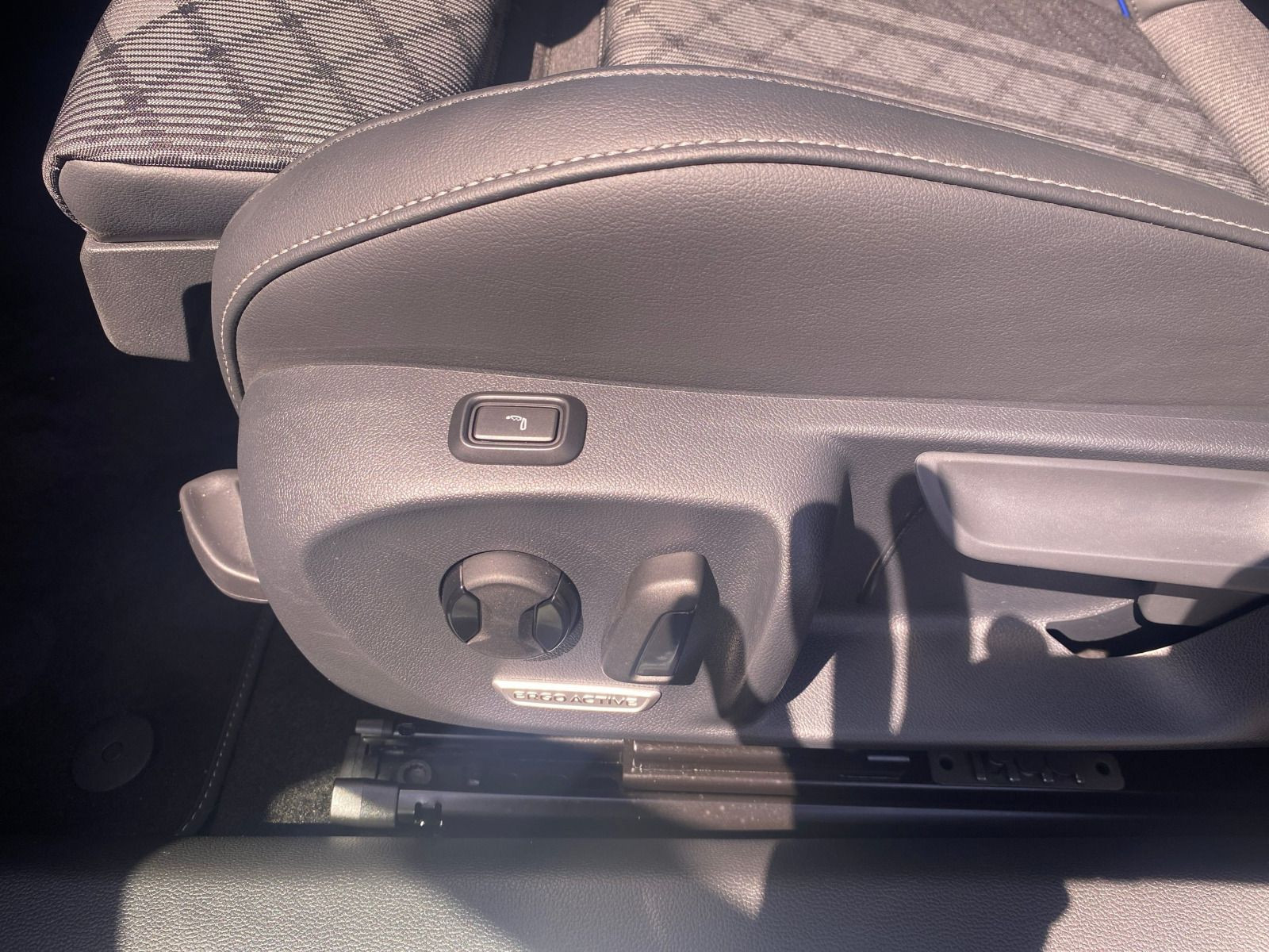 Volkswagen - Passat Variant_13