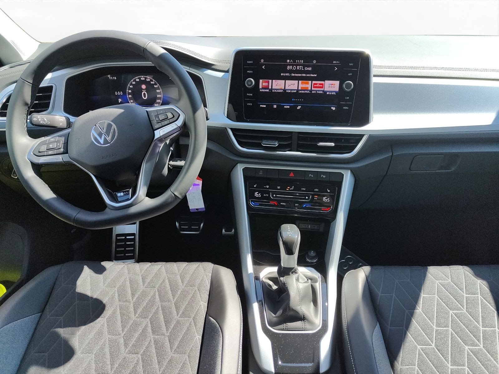 Volkswagen - T-Roc_7