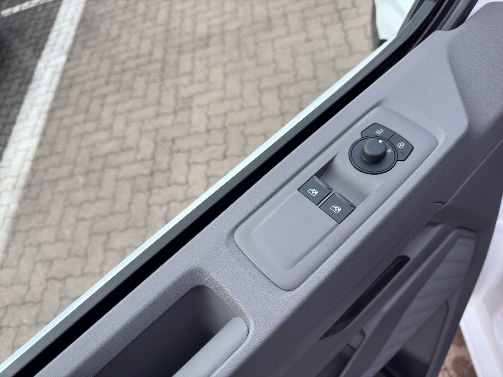 Volkswagen - Transporter_14