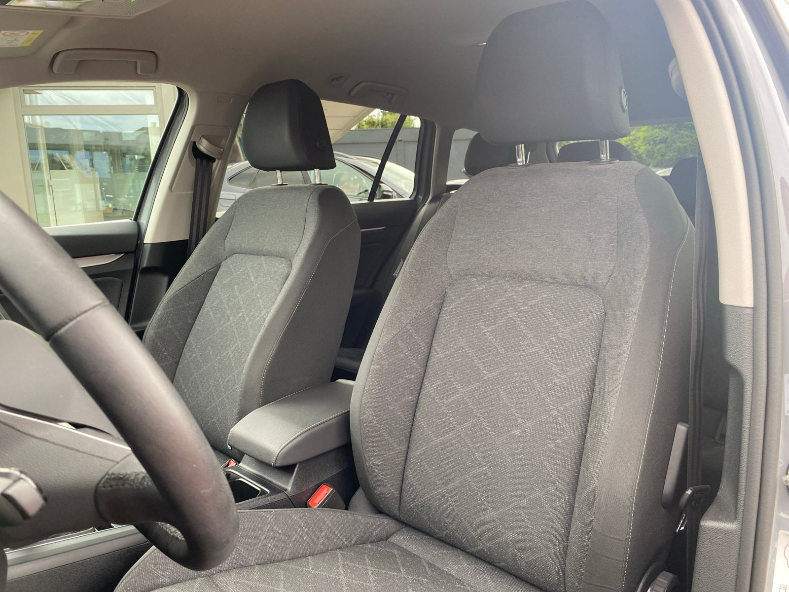Volkswagen - Golf Variant_11