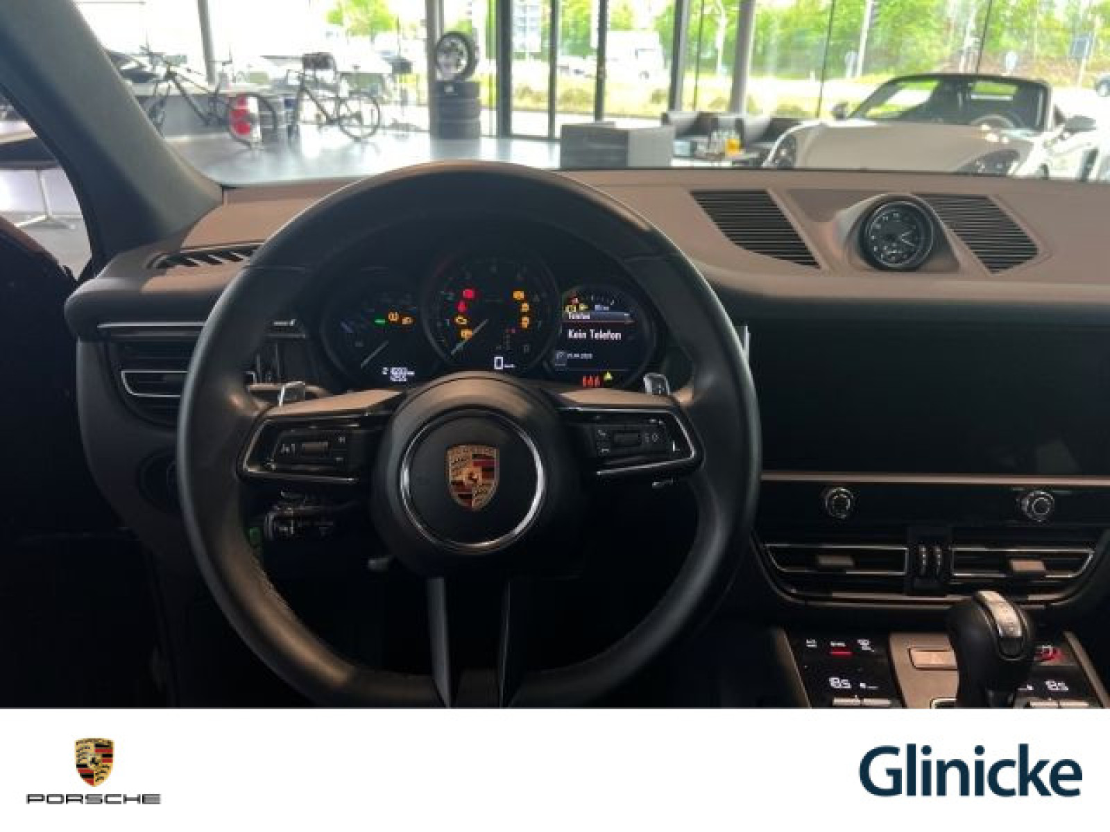 Porsche - Macan_13