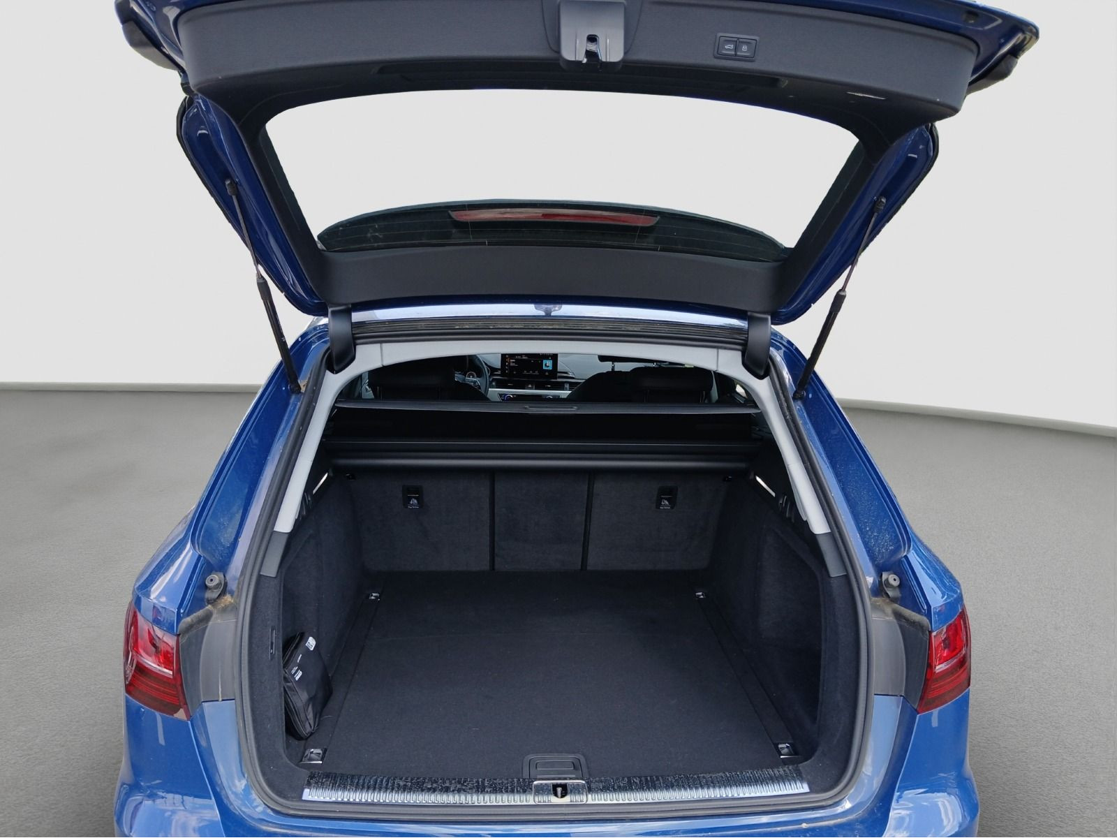 Audi - A4 Avant_14