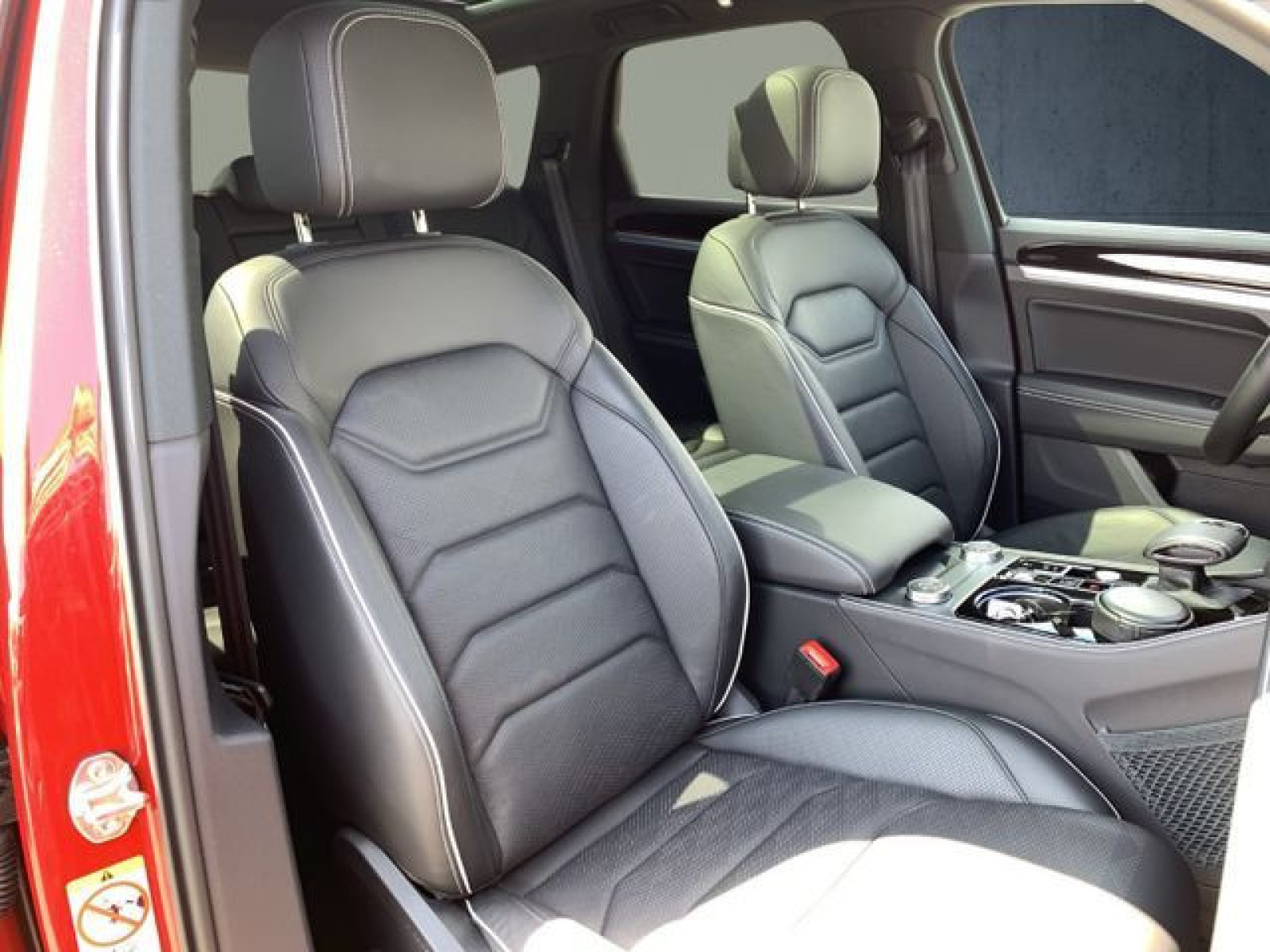 Volkswagen - Touareg_18
