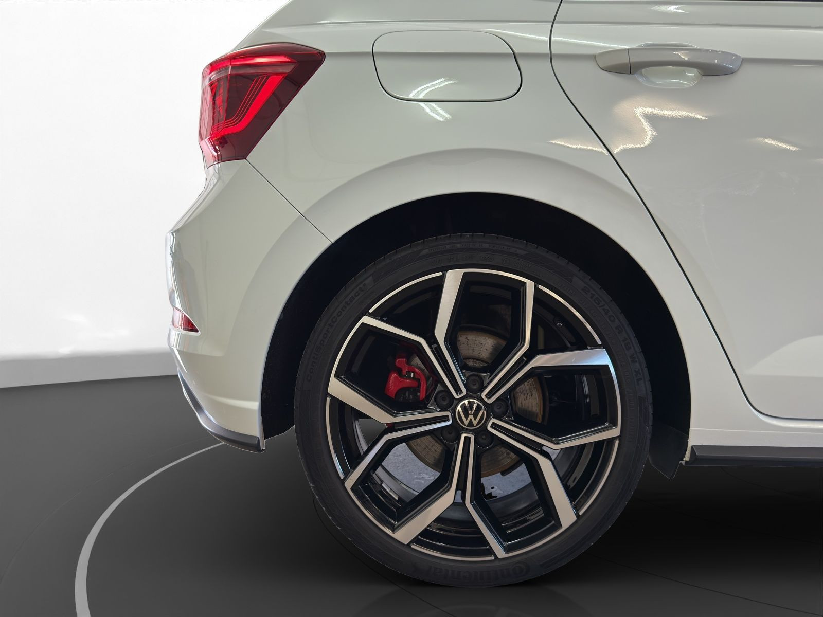 Volkswagen - Polo GTI_16