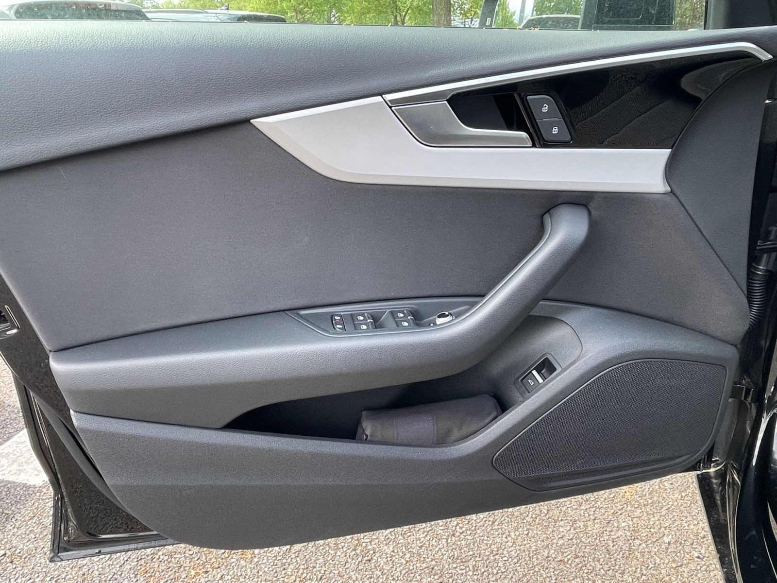 Audi - A4 Limousine_14