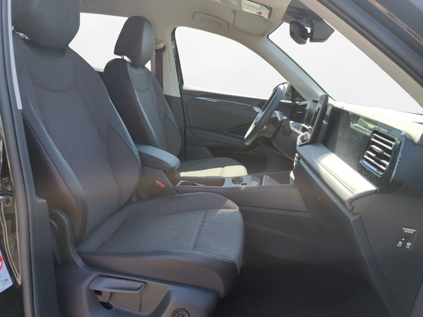 Volkswagen - Tiguan_11