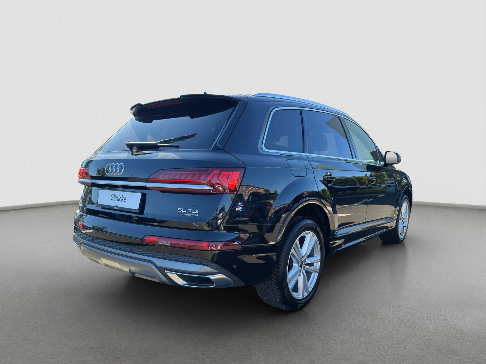 Audi - Q7_6