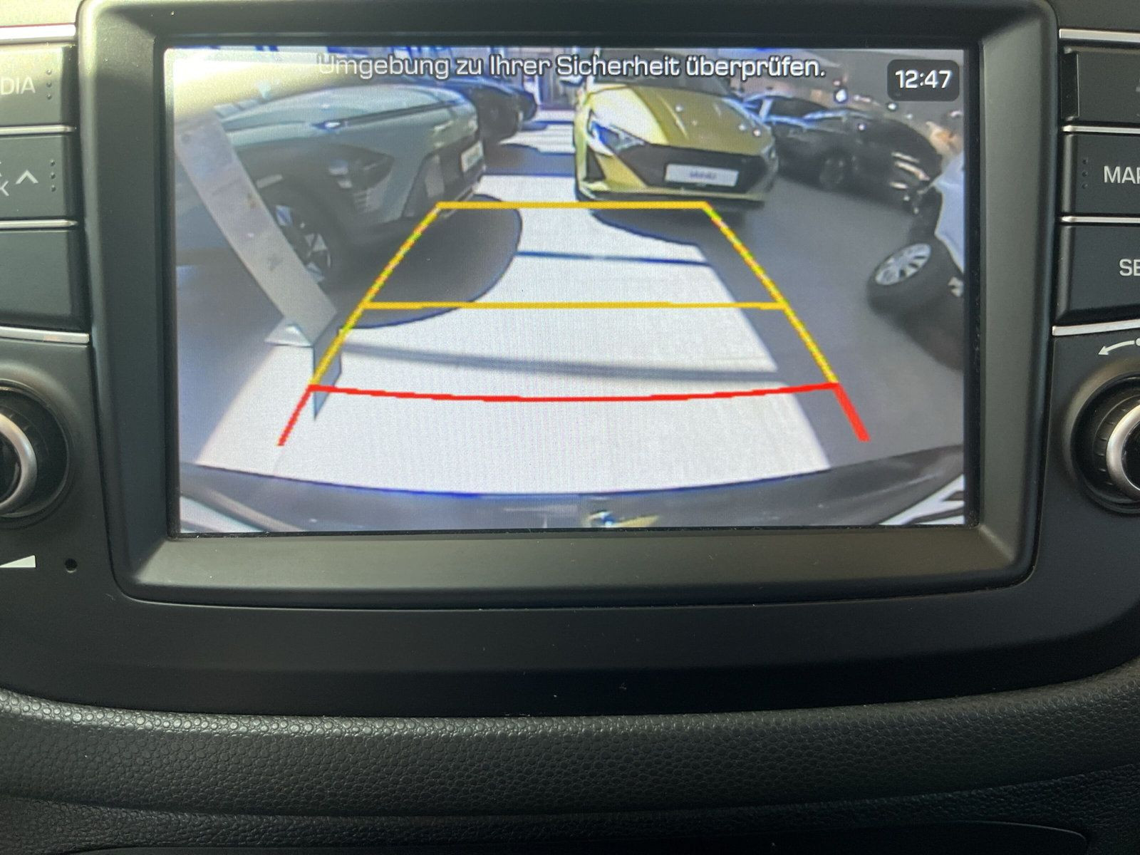 Hyundai - i20_11