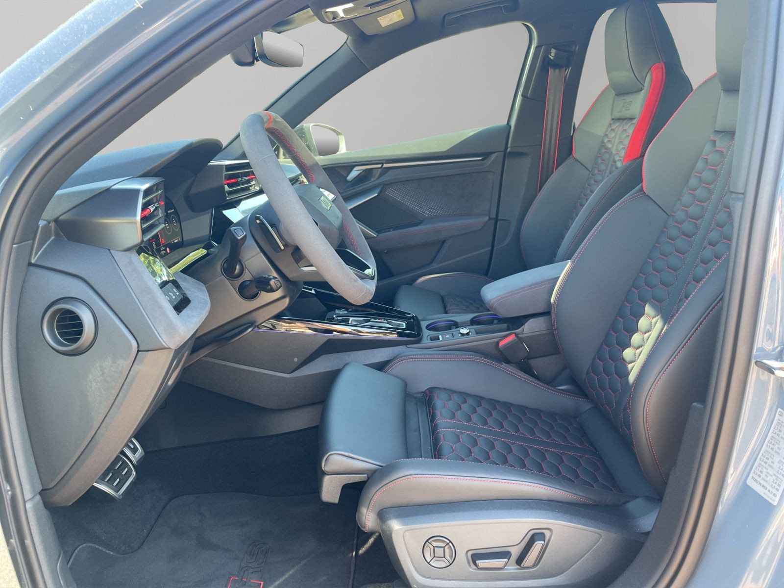 Audi - RS 3 Limousine_11