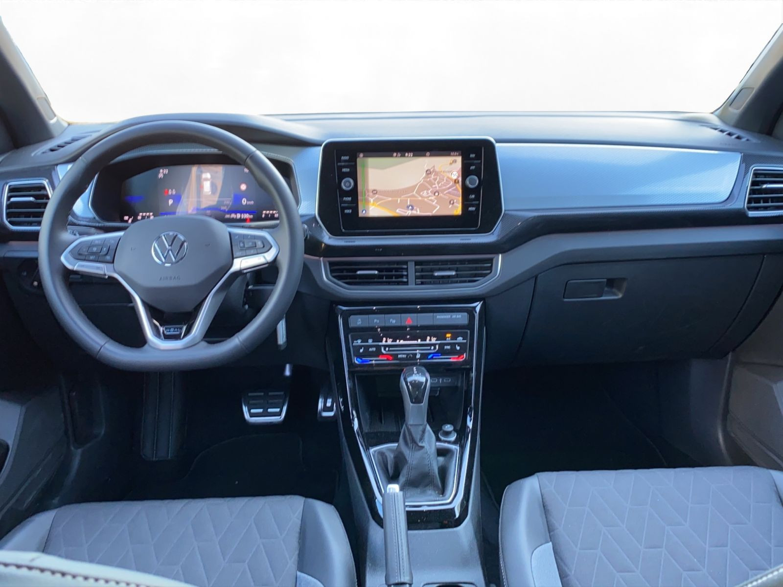 Volkswagen - T-Cross_16