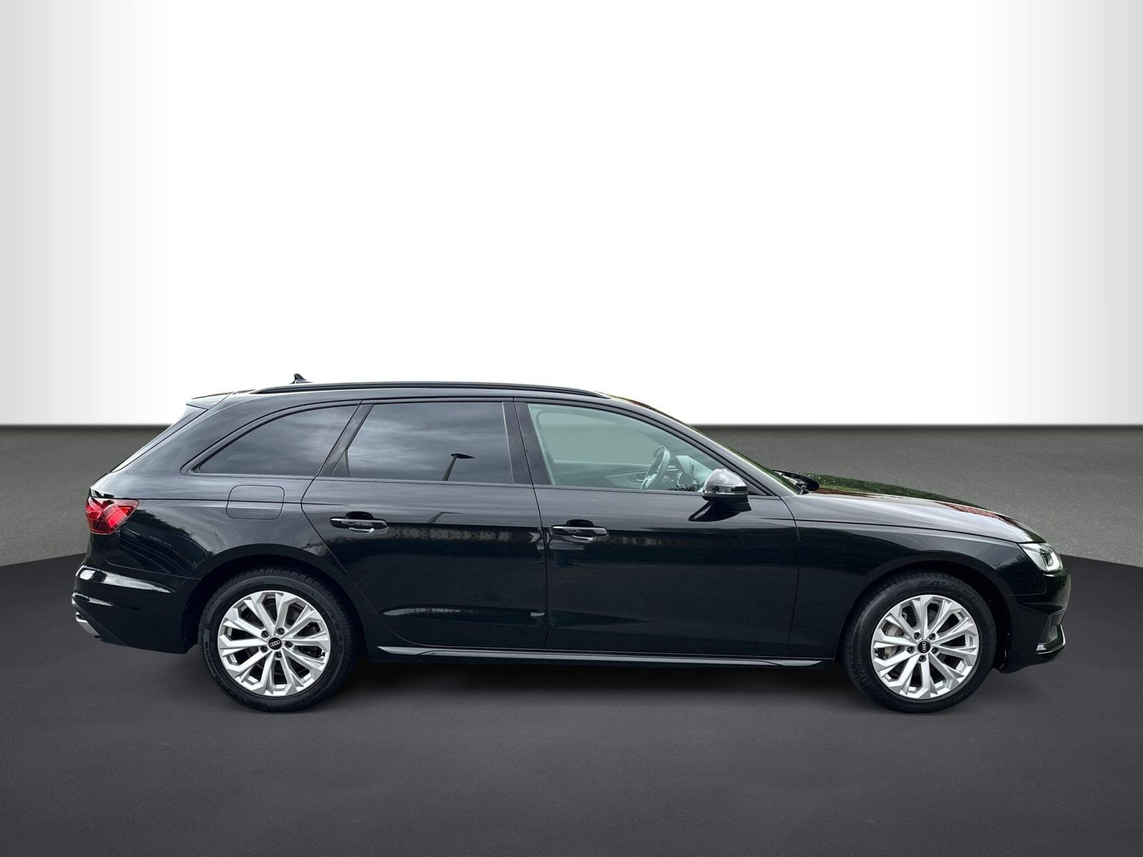 Audi - A4 Avant_8