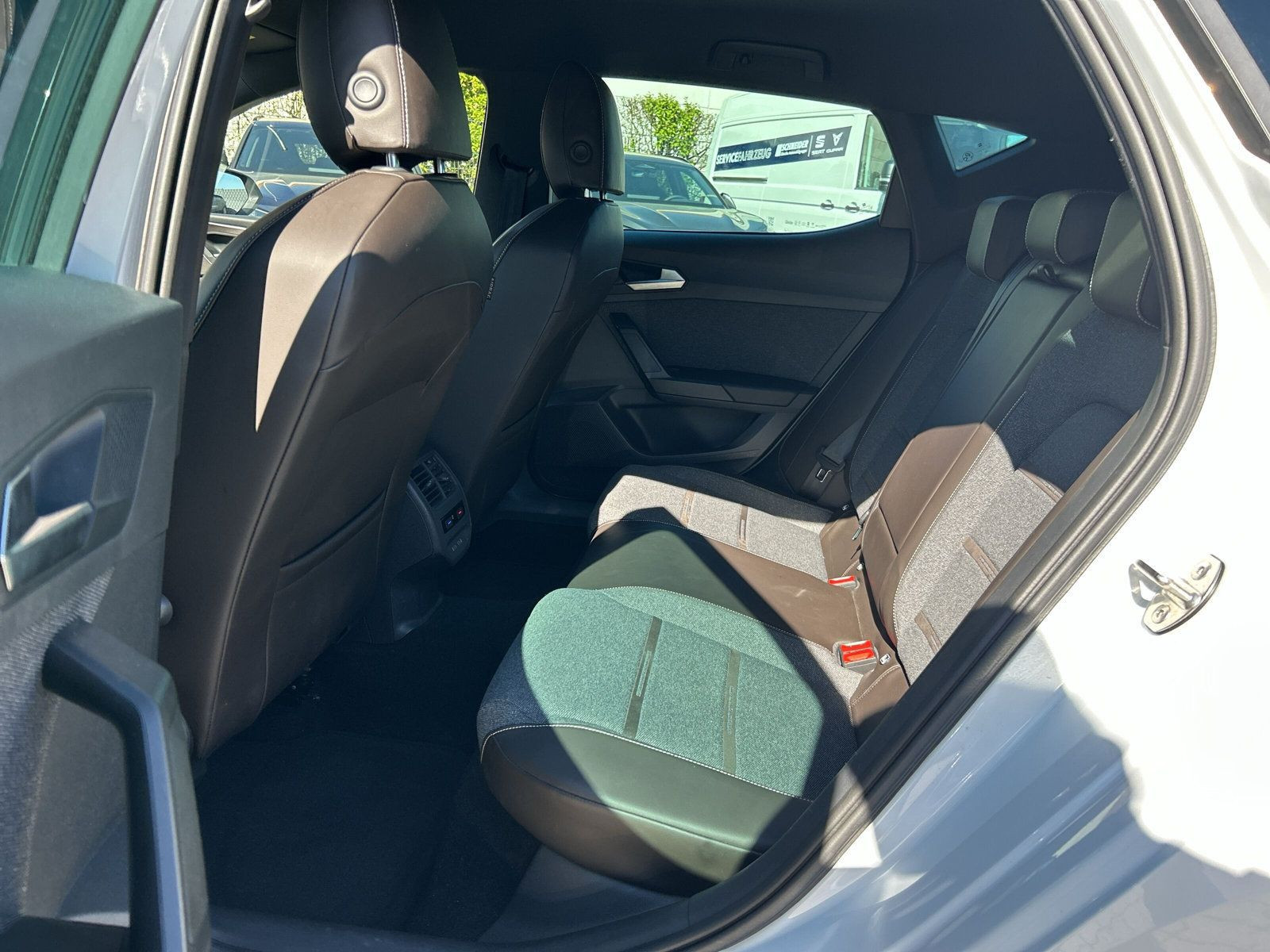 Seat - Leon_13