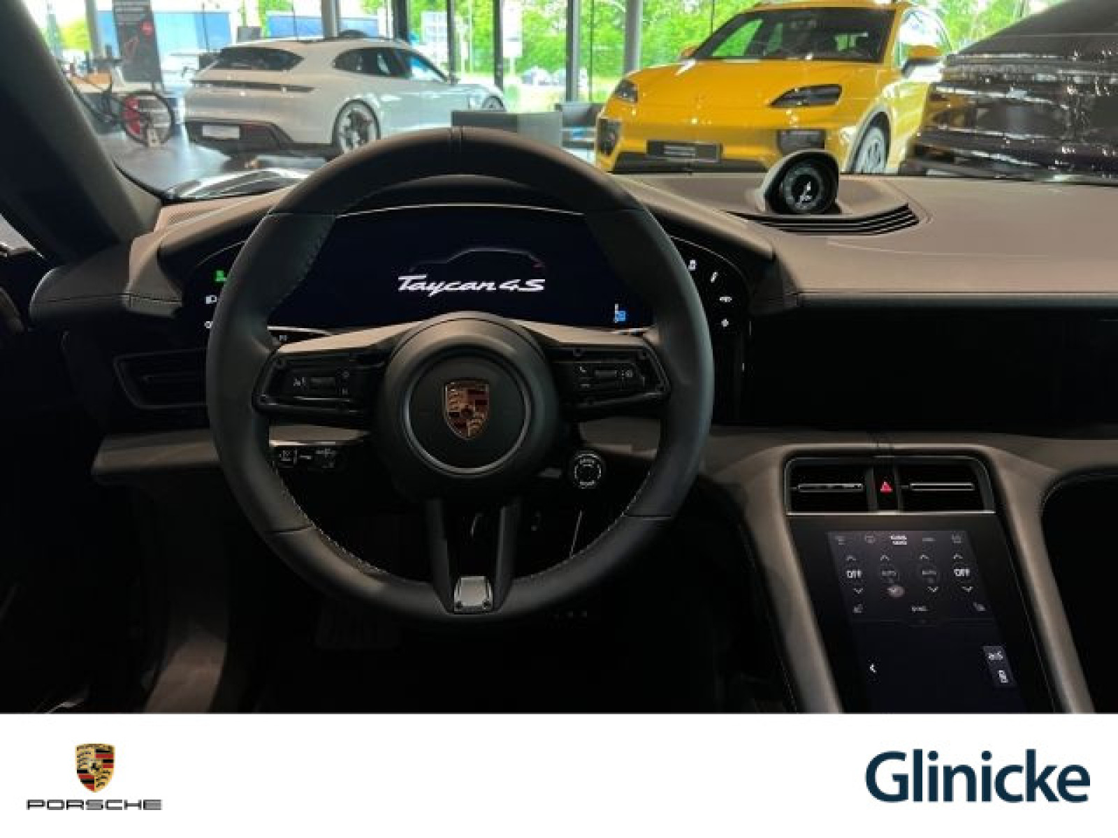Porsche - Taycan_12