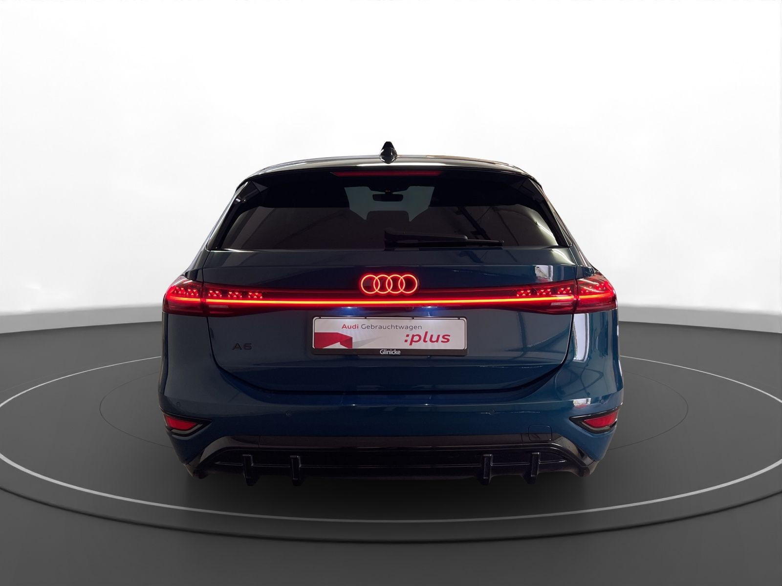 Audi - A6 Avant e-tron_5
