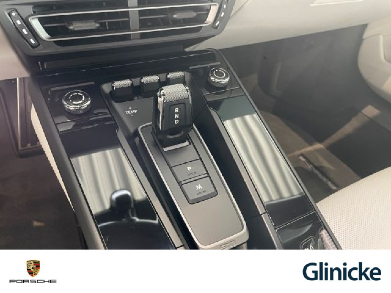 Porsche - 992_30 Porsche - 992_30