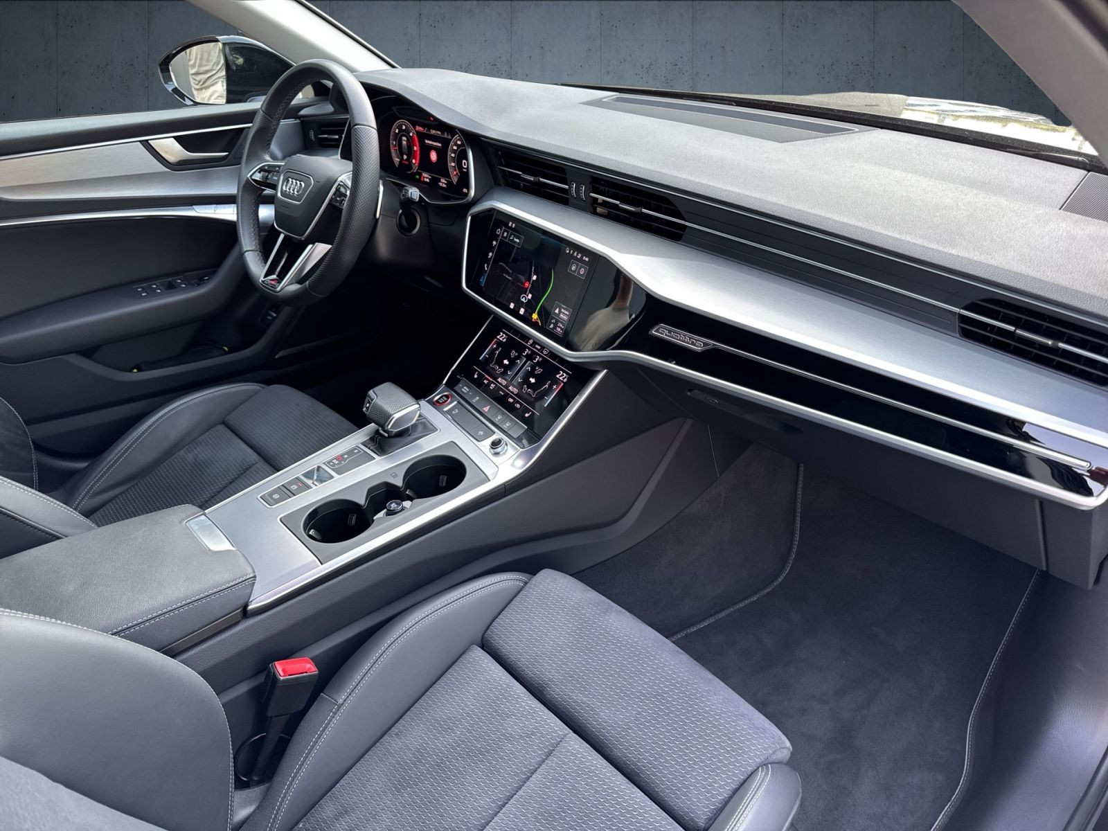 Audi - S6 Avant_16