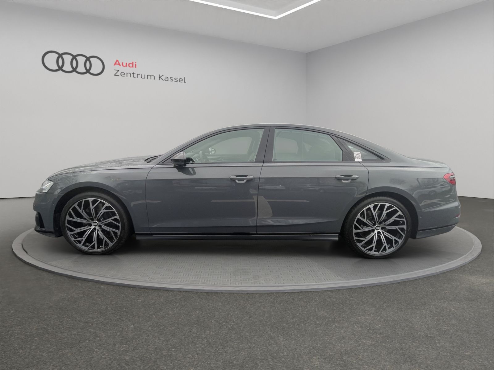 Audi - S8_2