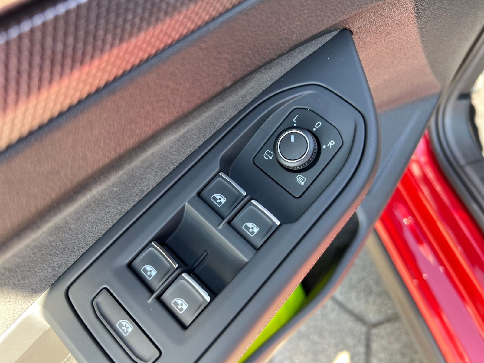 Volkswagen - Golf GTI_16